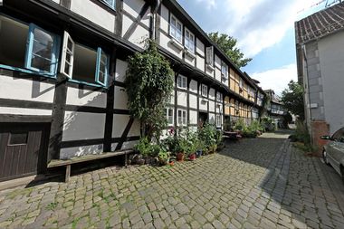 Eine Gasse in Detmold mit Fachwerkhäusern