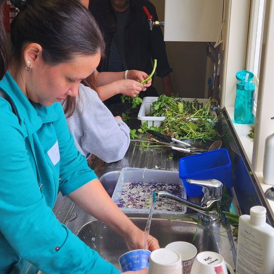 Culture Share: Making Vietnamese Bún Bò Huế (photo 7)