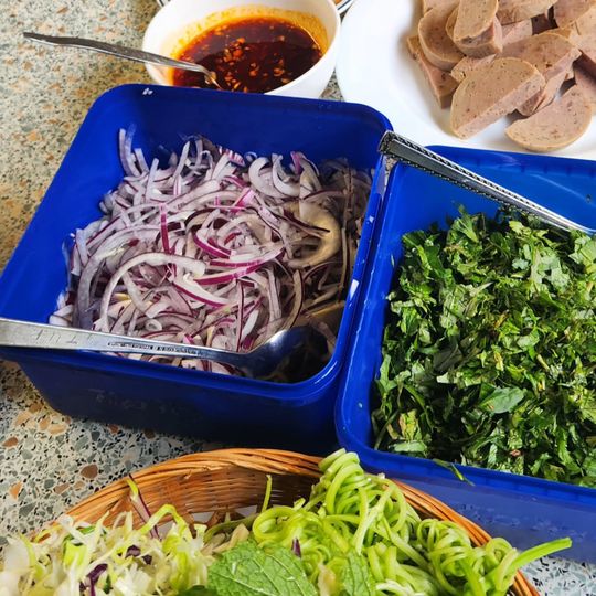 Culture Share: Making Vietnamese Bún Bò Huế (photo 8)