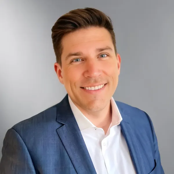 Corporate headshot example #7, real photo enhanced by AI