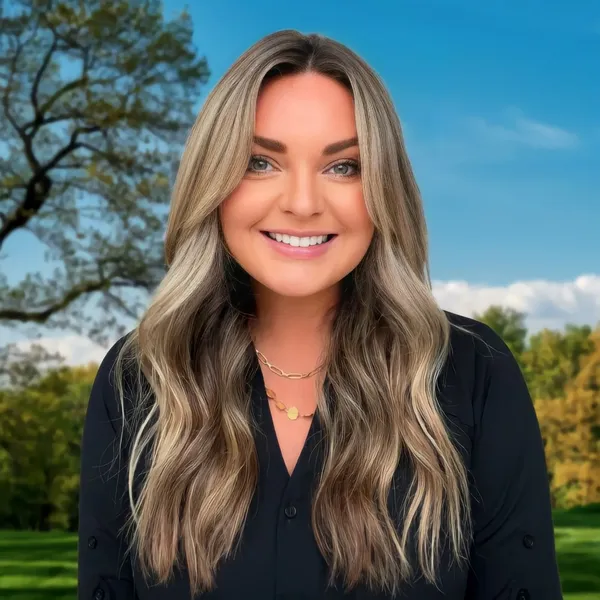 Creative headshot example #11, real photo enhanced by AI