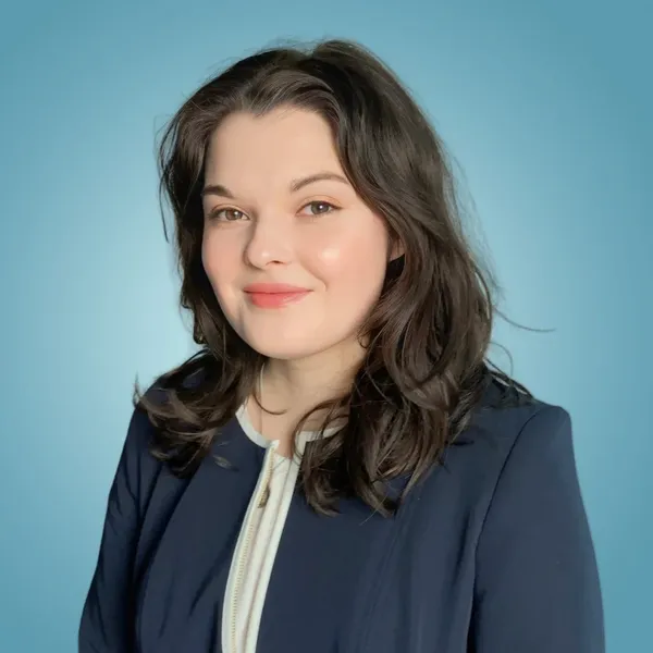 Lawyer headshot example: placement mockup, real photo enhanced by AI