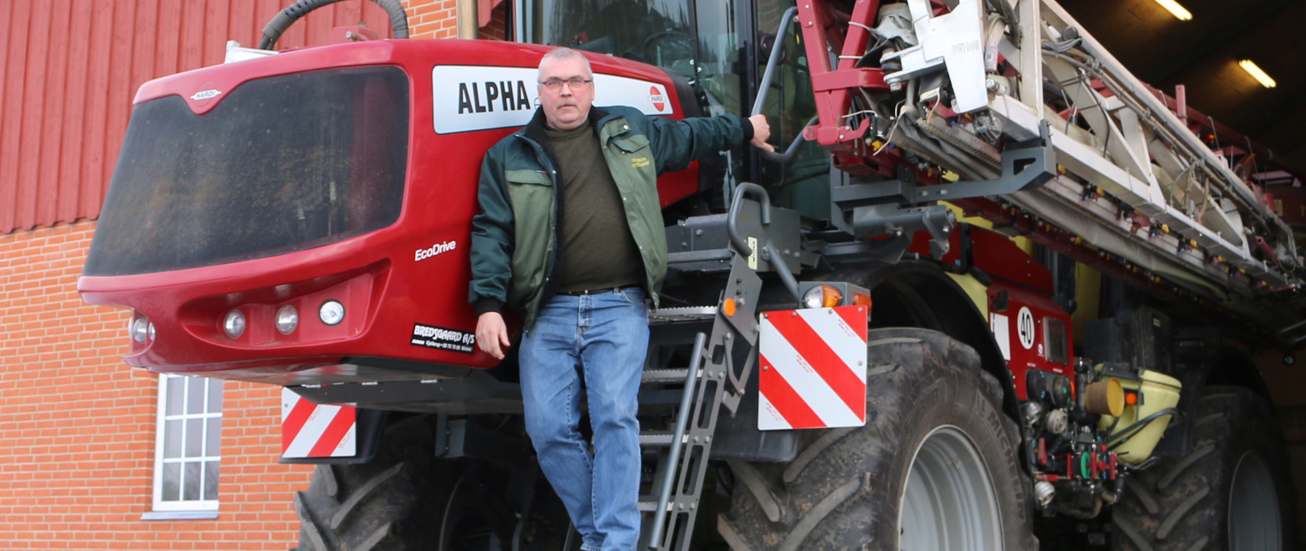 TWIN allows more hours of spraying,<br>and the job can always be finished\n