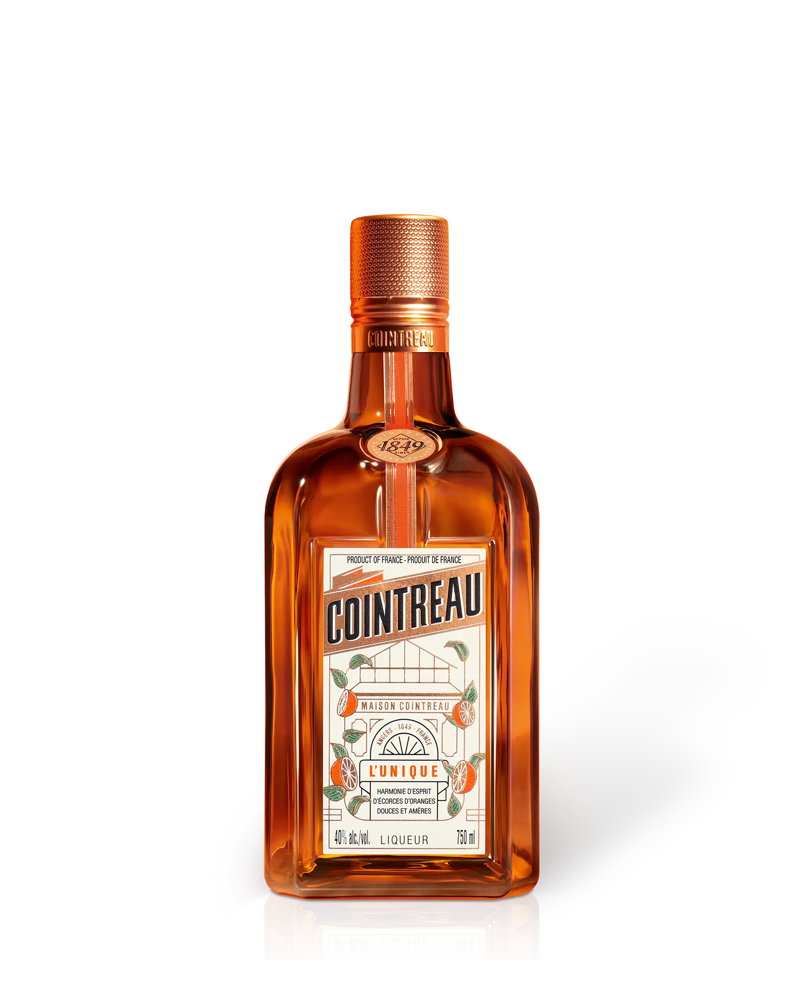 Cointreau L’Unique orange liqueur bottle, amber glass with copper cap and white label, 750 ml product shot on white background.