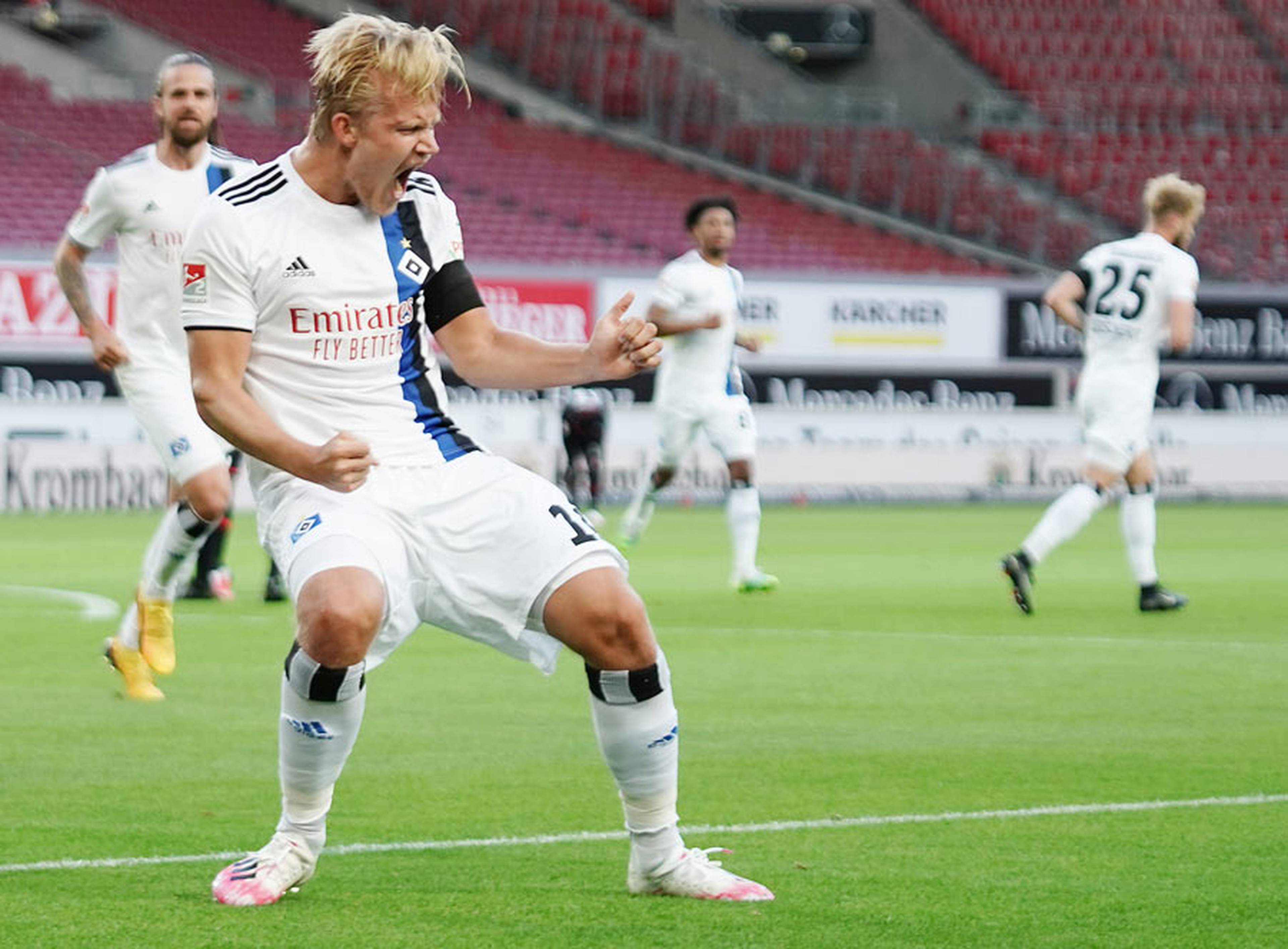 Erste Chance - erstes Tor: In der 16. Minute konnte Joel Pohjanpalo sein 1:0 bejubeln.