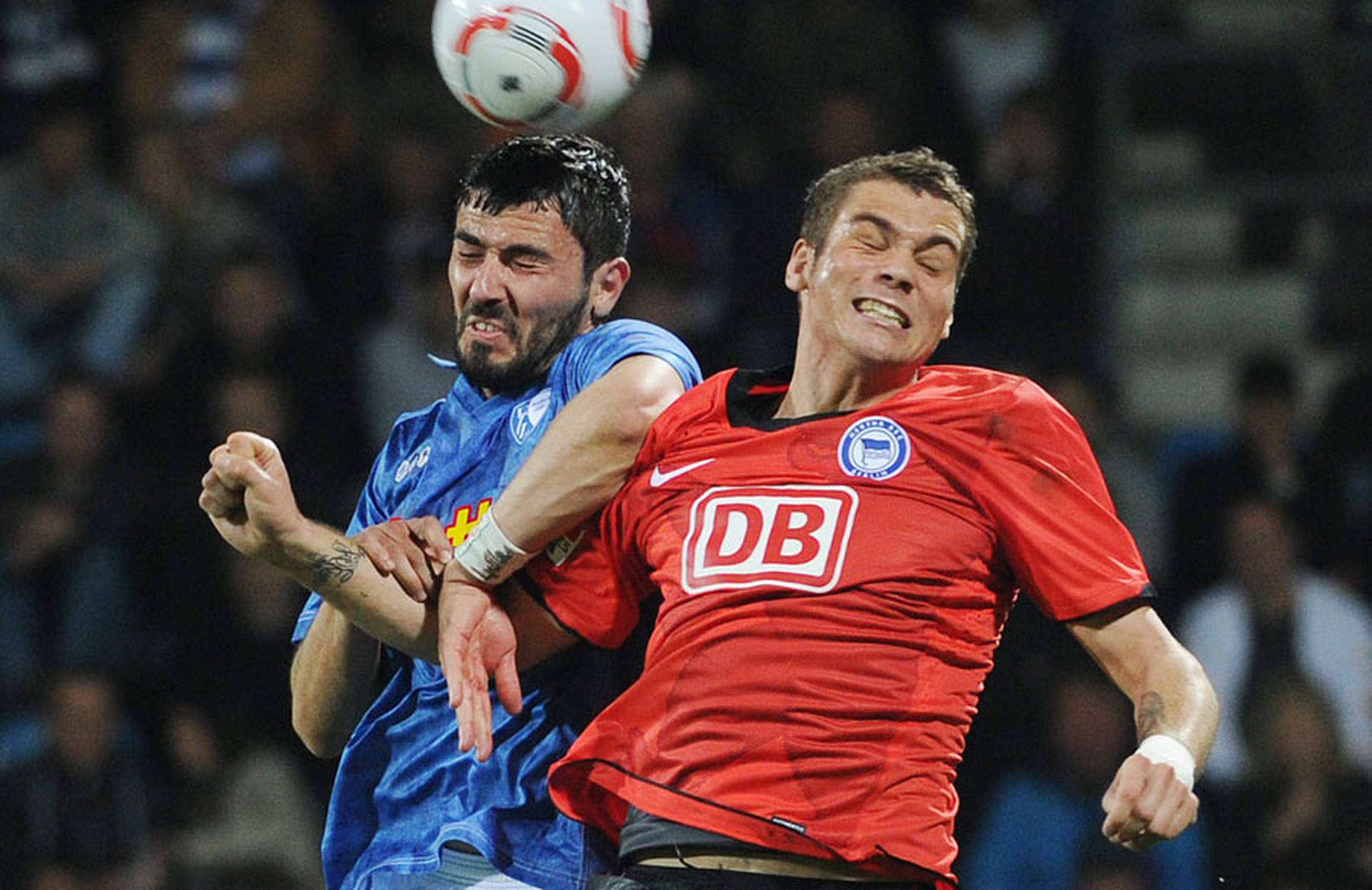 Pierre-Michel Lasogga has history against VfL Bochum, scoring twice. 
