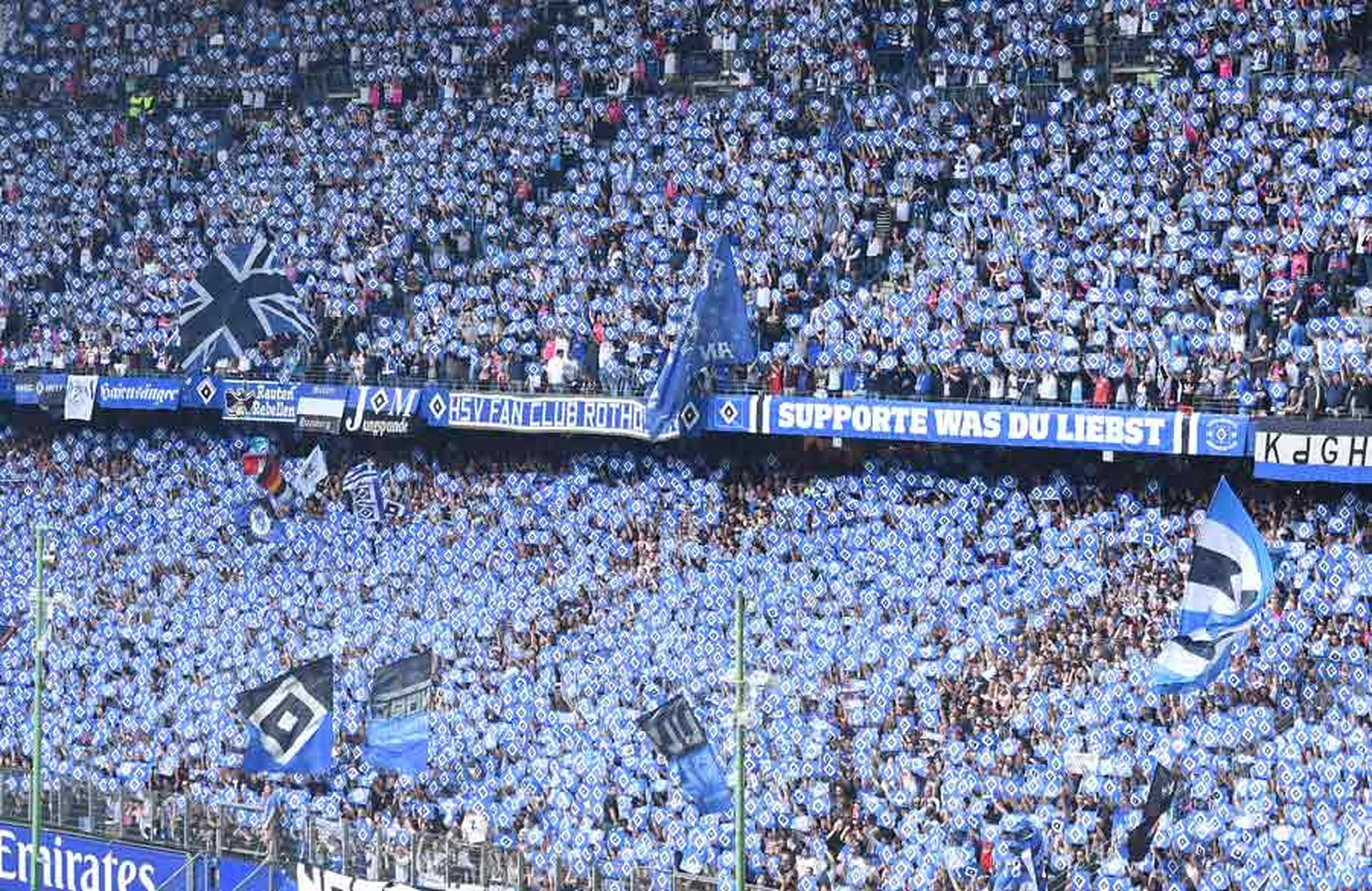HSV-Fans im Stadion.