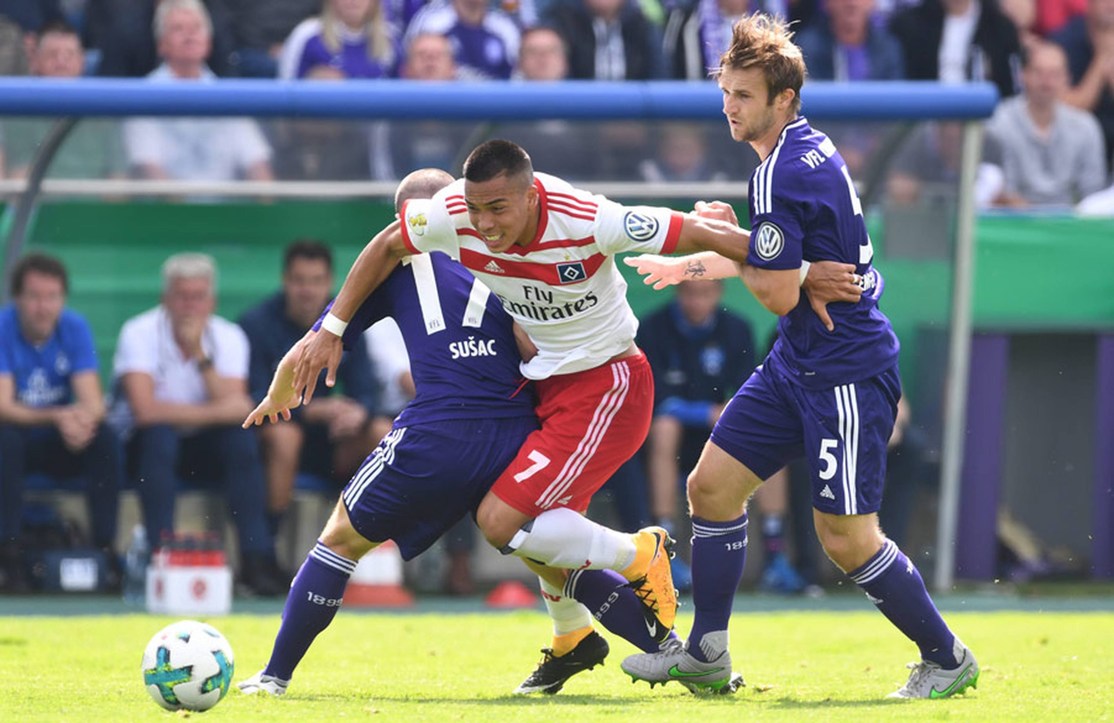 Bobby Wood challenging.