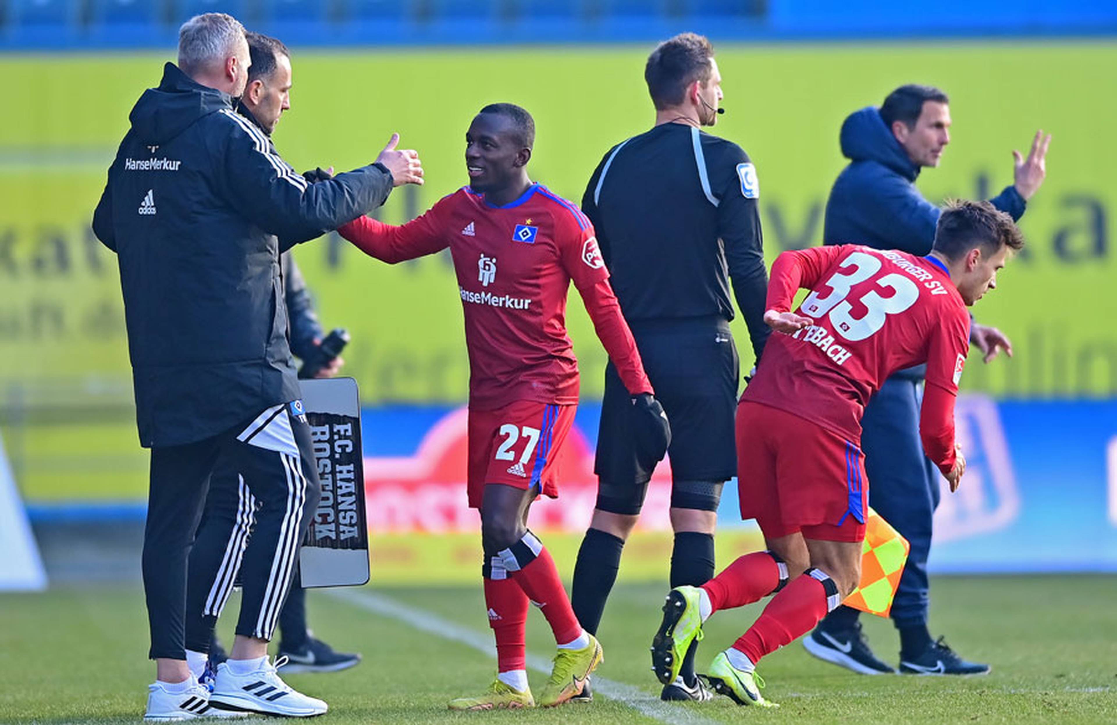 Die derzeitige große Stärke: Tim Walter verfügt auf der Bank über Spieler mit großer Qualität, die er - wie hier Winter-Neuzugang Noah Katterbach - ins Spiel bringen und seine Mannschaft damit stärken kann.