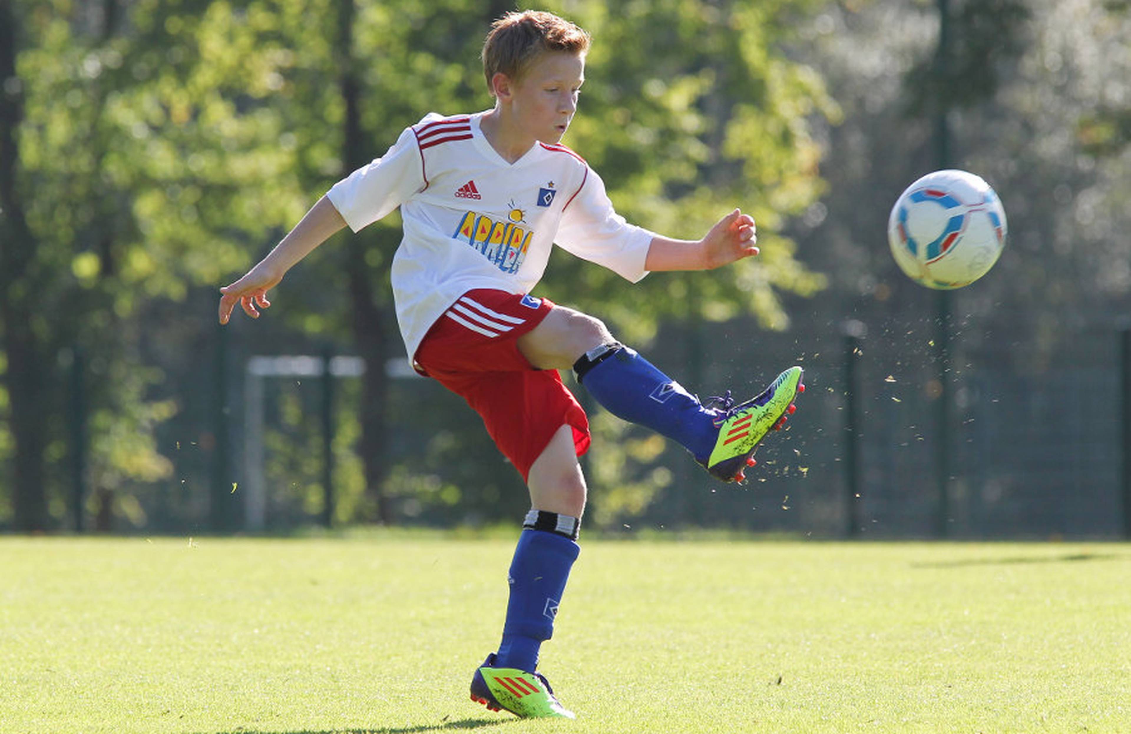 Der kleine Marco Drawz  in der U13 des HSV.