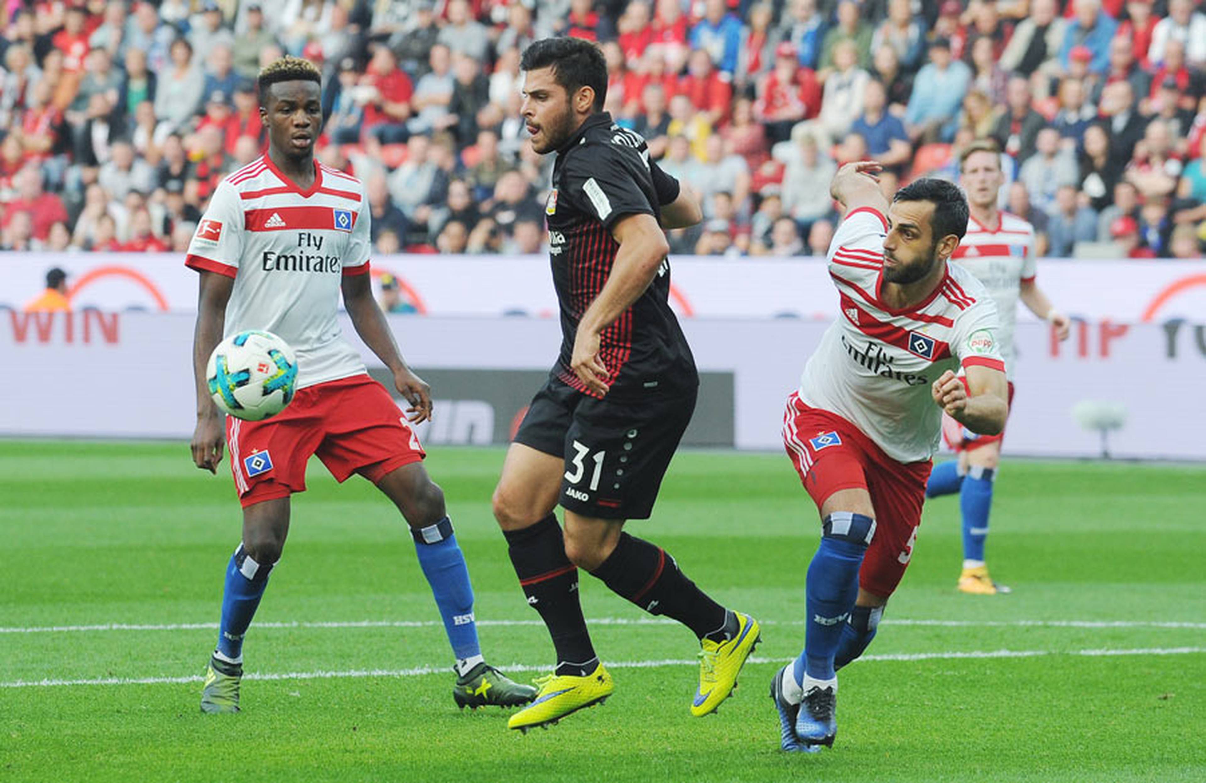Mavraj challenges two-goal Kevin Volland.