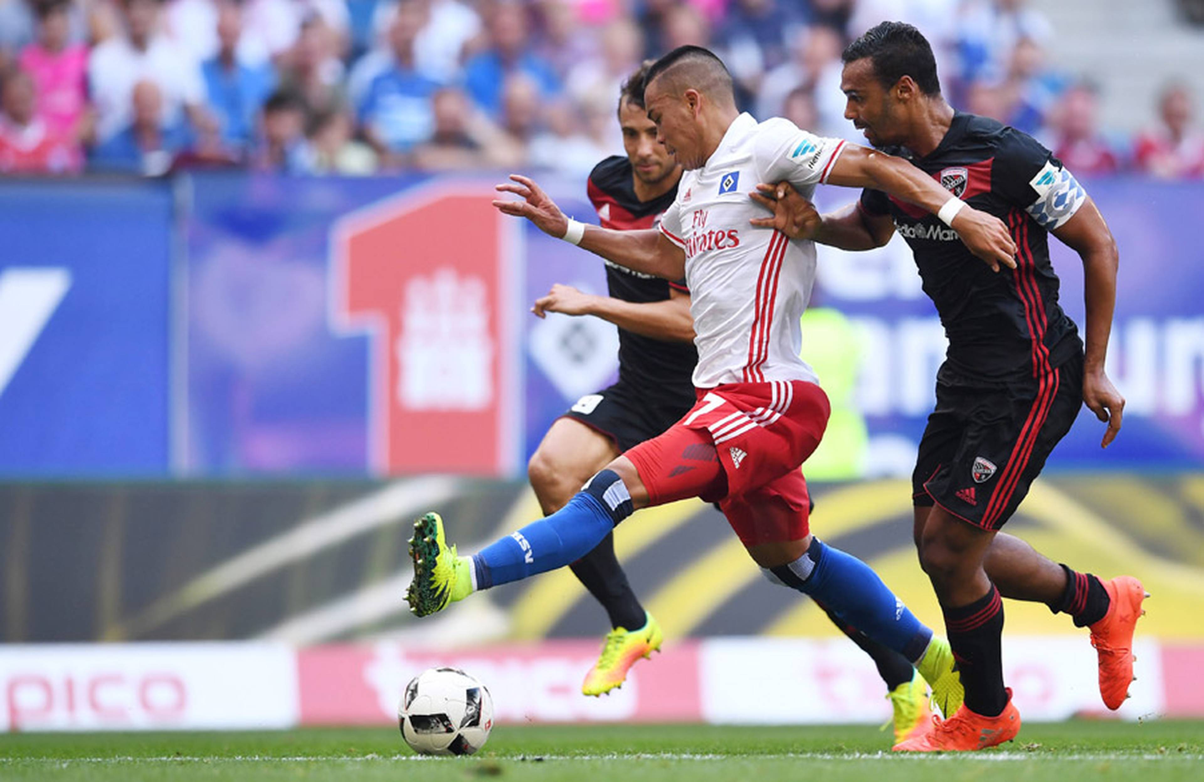 Bobby Wood opens the scoring