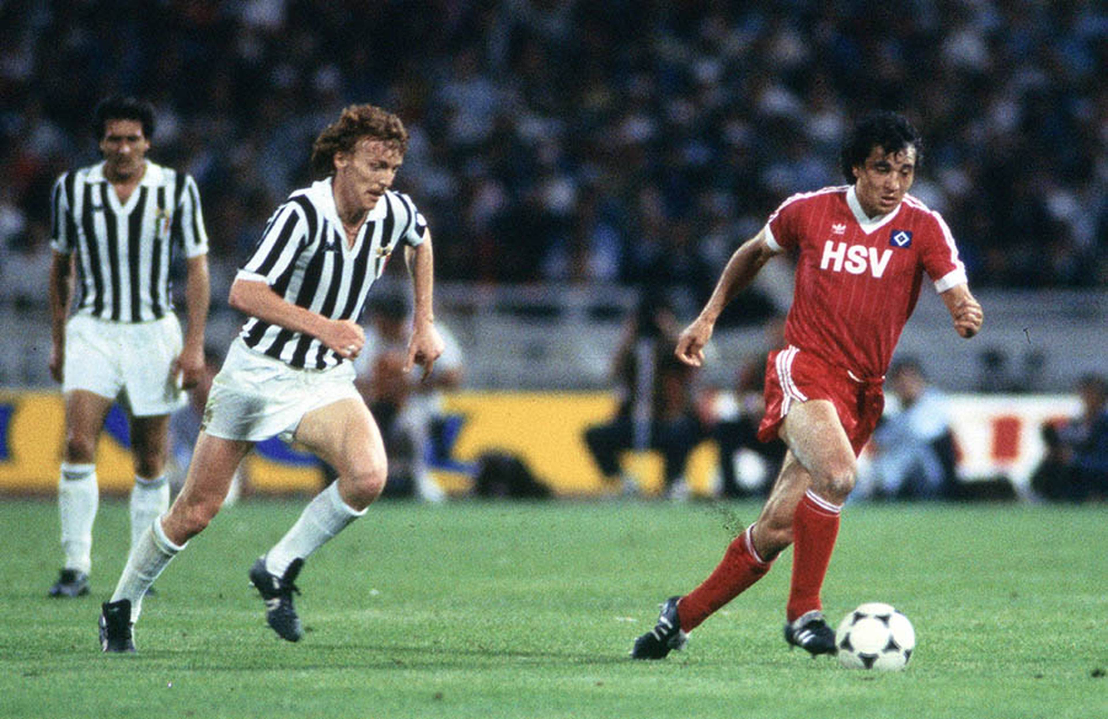 Siegtorschütze für die Ewigkeit: Im Finale um den Europapokal der Landesmeister 1983 gegen Juventus Turin (1:0) schoss Felix Magath eines der wichtigsten Tore der HSV-Historie. 