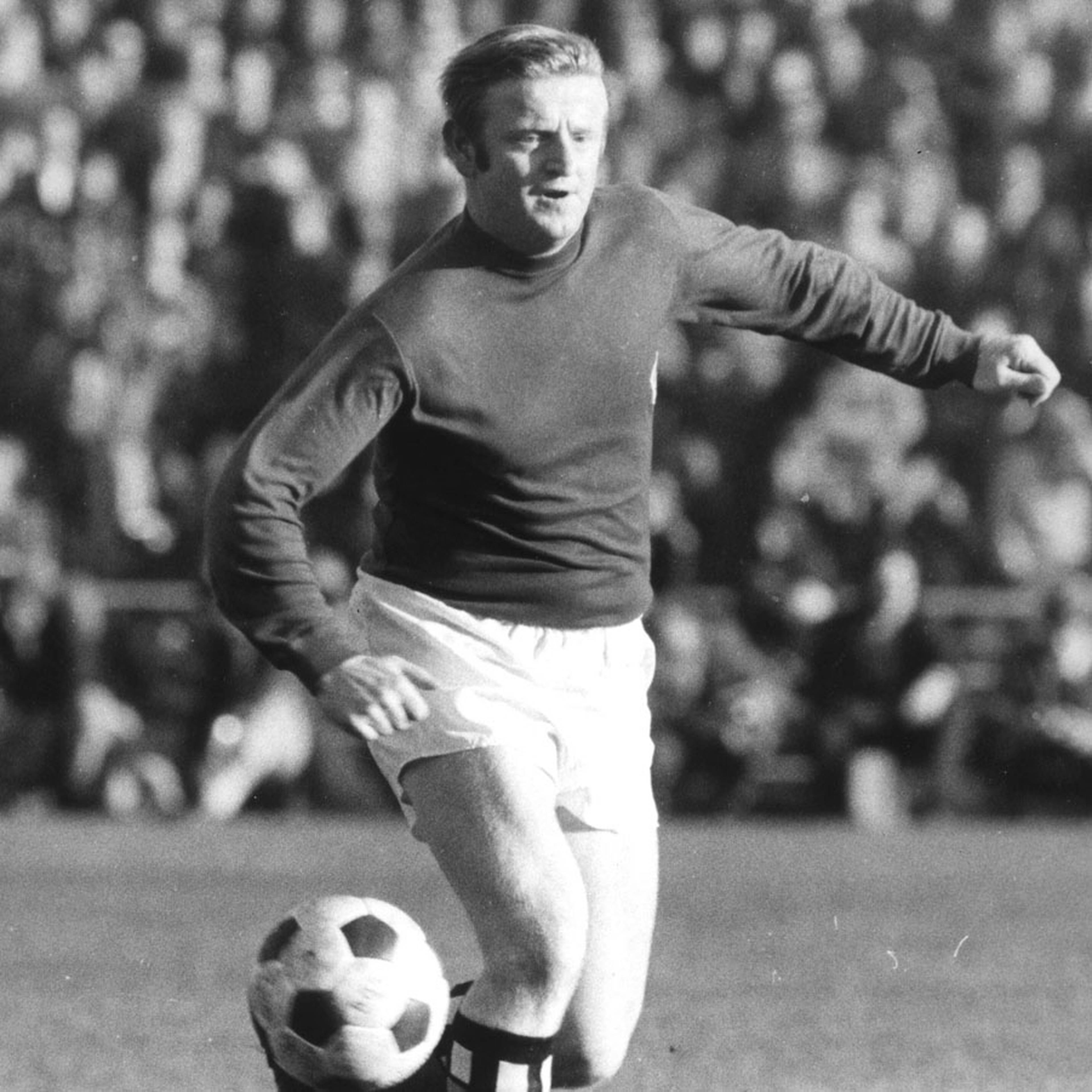Erwin Piechowiak am Ball.