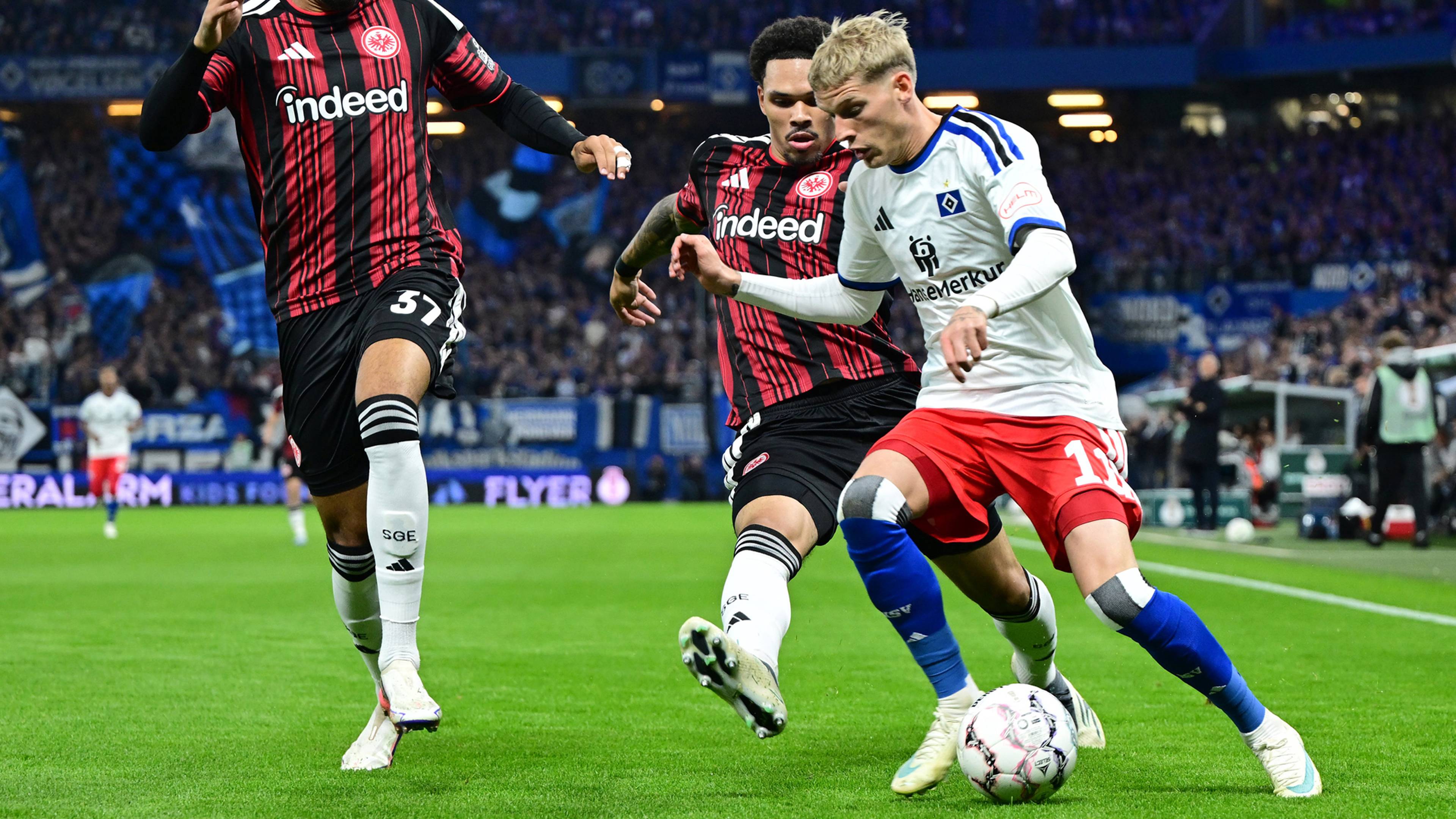 Albert Grönbaek im Duell mit Collins