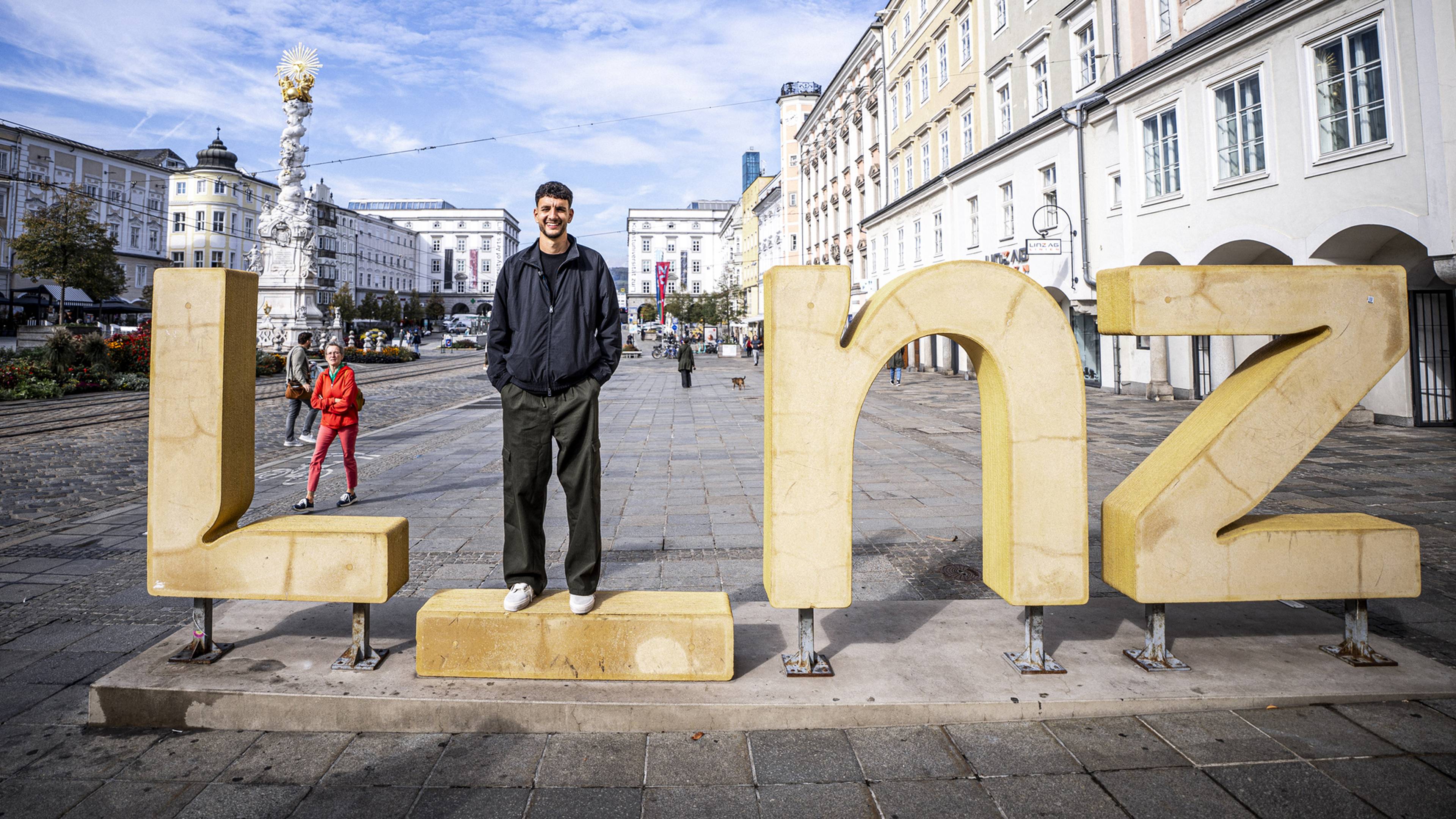 Daniel Elfadli in Linz