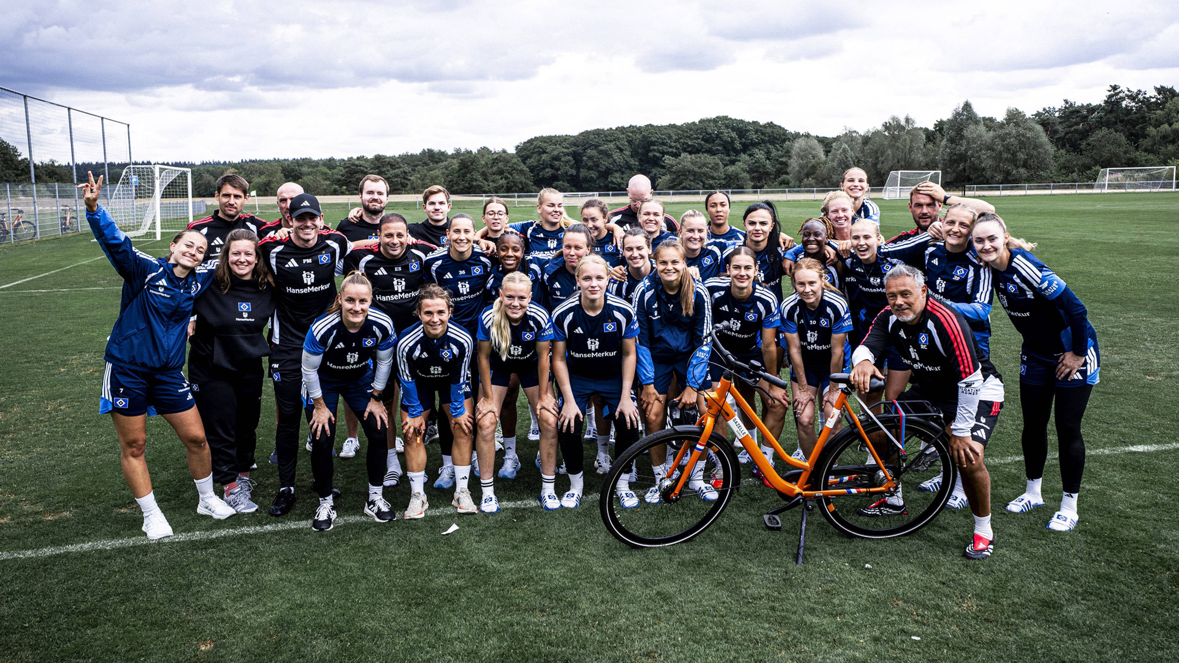 Gruppenfoto des HSV-Frauen aus dem Trainingslager