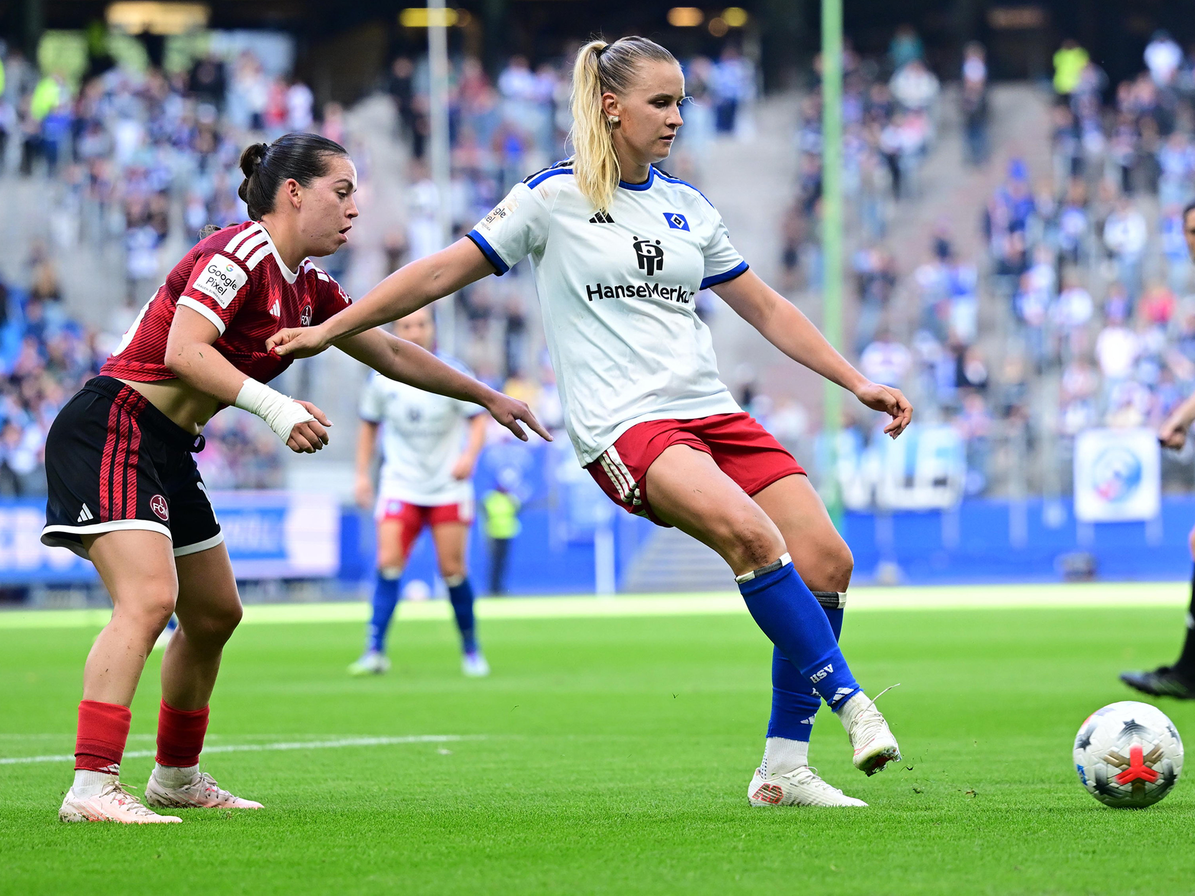 Nikola Karczweska gegen Nürnbergerin