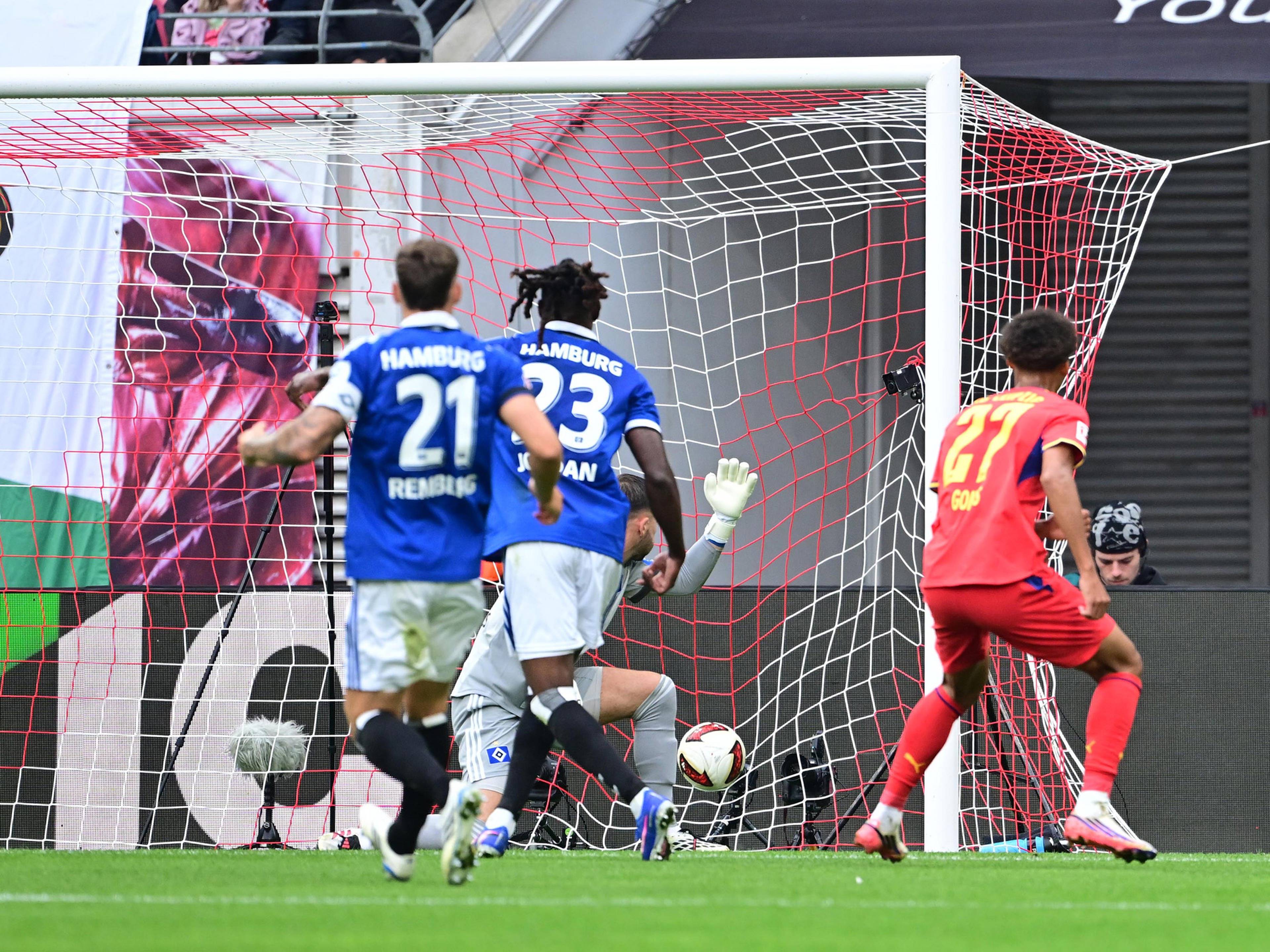 Gomis trifft ins kurze Eck zum 1:0