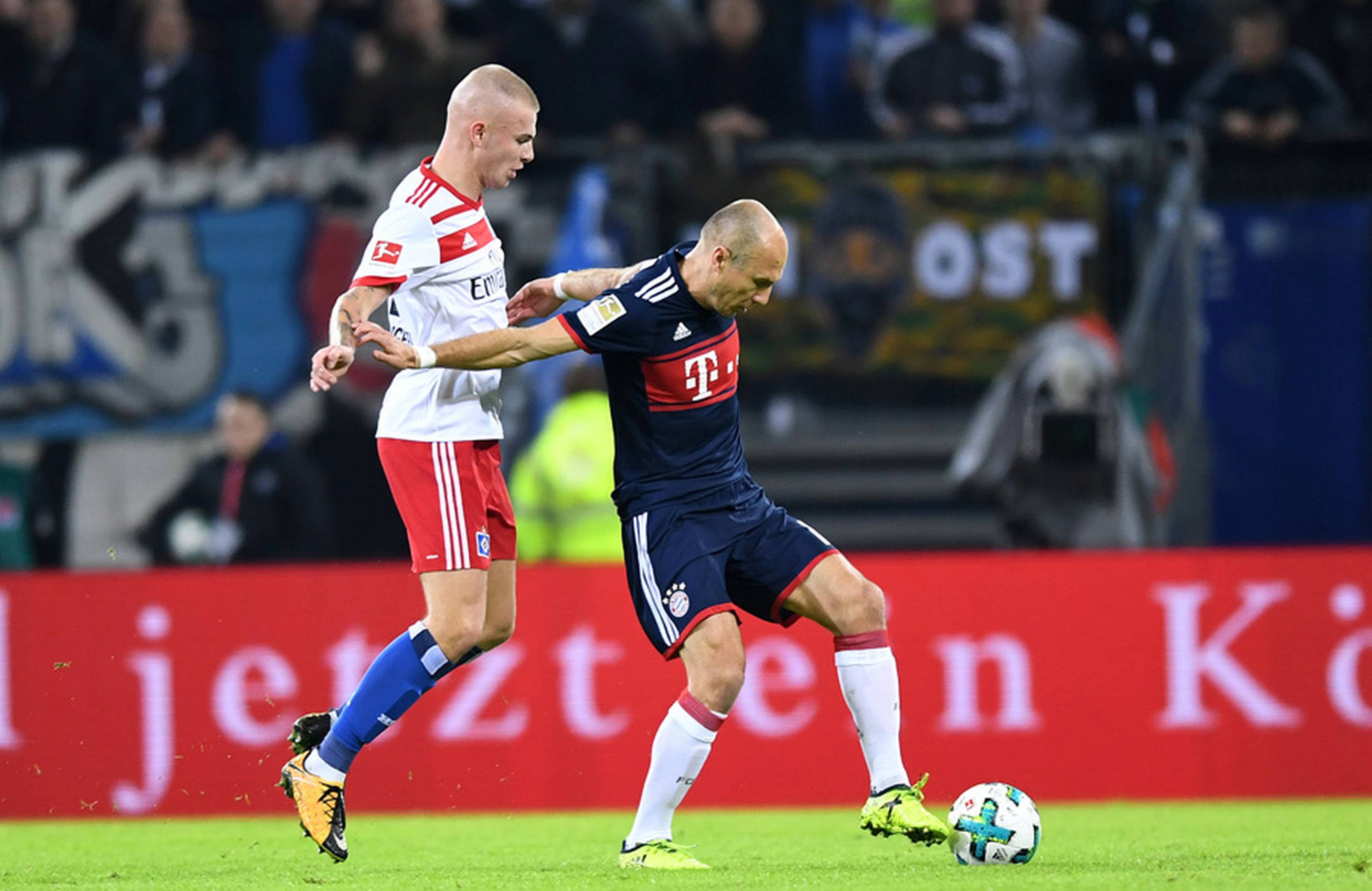 Van Drongelen zeigte gegen seinen Landsmann Arjen Robben einen tollen Auftritt. 