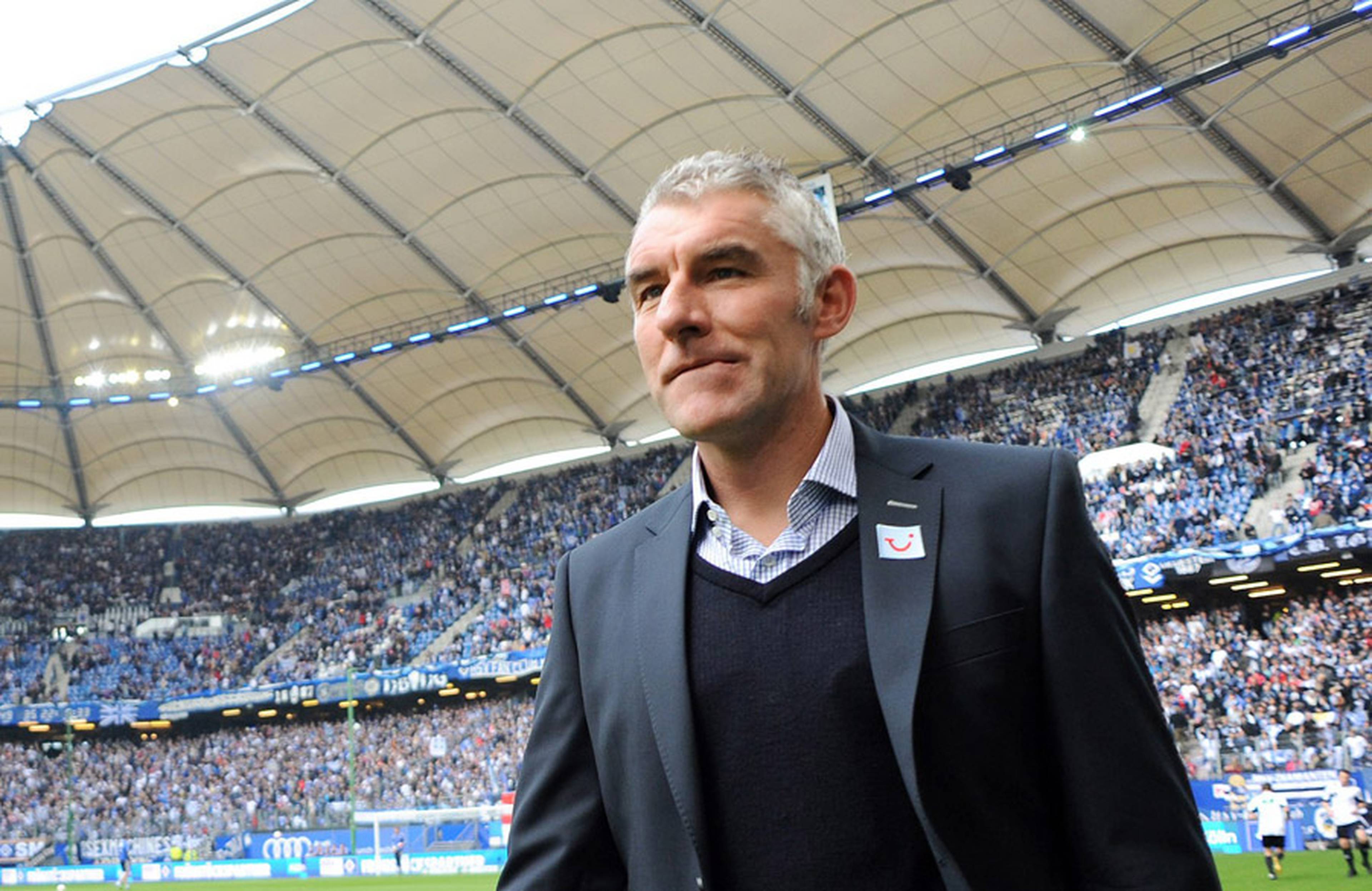 Für 96-Cheftrainer Mirko Slomka ist das Spiel im Volksparkstadion eine Rückkehr an die alte Wirkungsstätte.