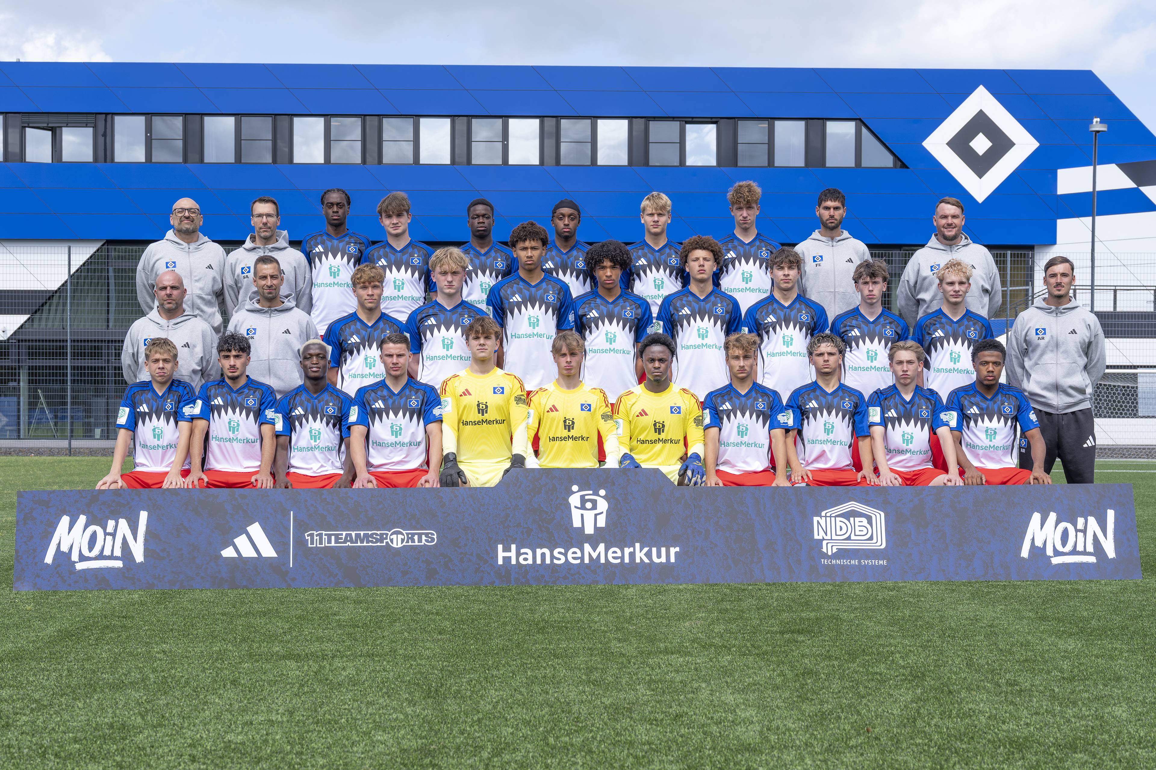 2025-206_U19_Teamfoto_30x20