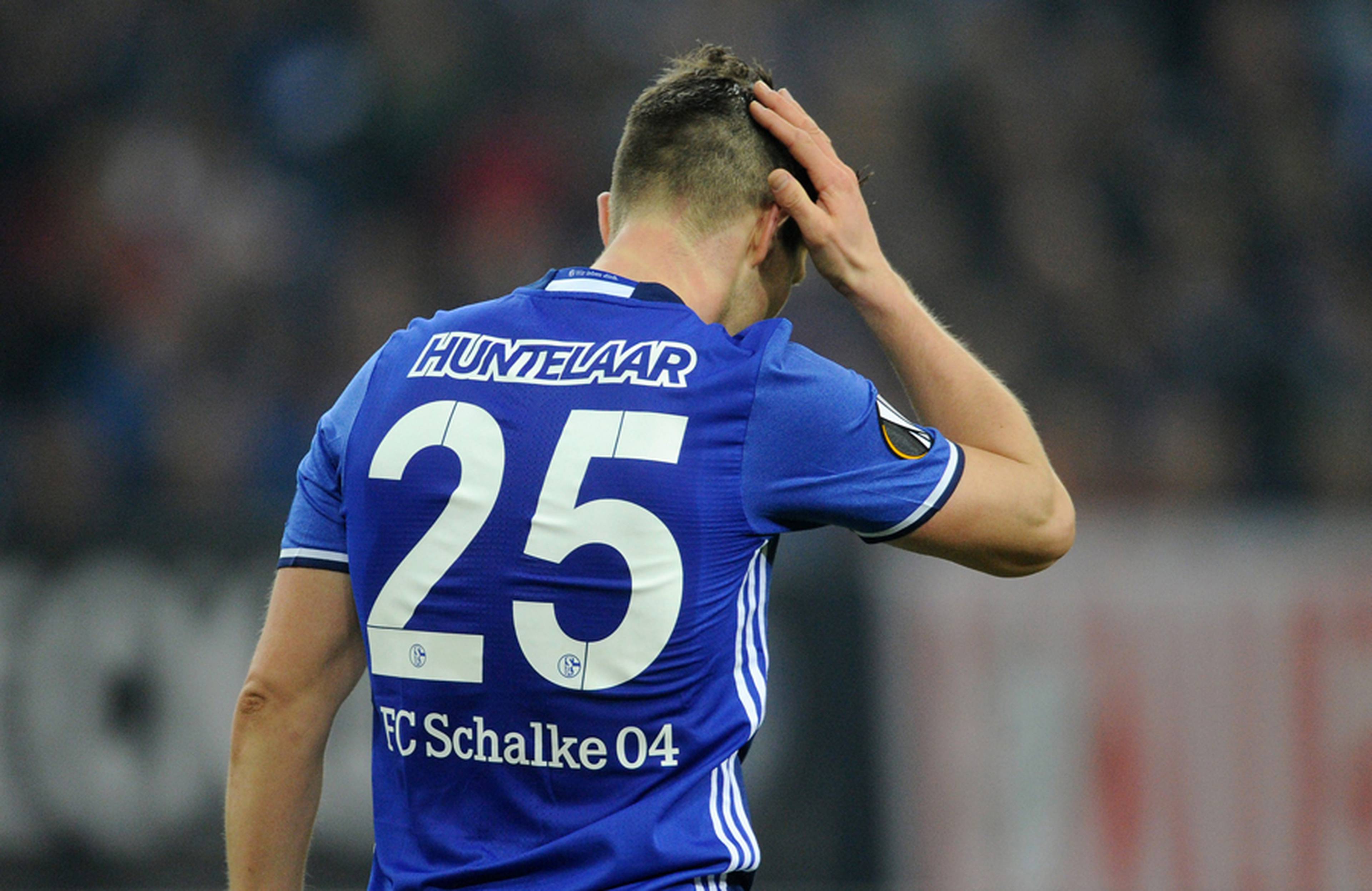Dutch striker Klaas-Jan Huntelaar will officially be given a send off by Schalke on Saturday afternoon.