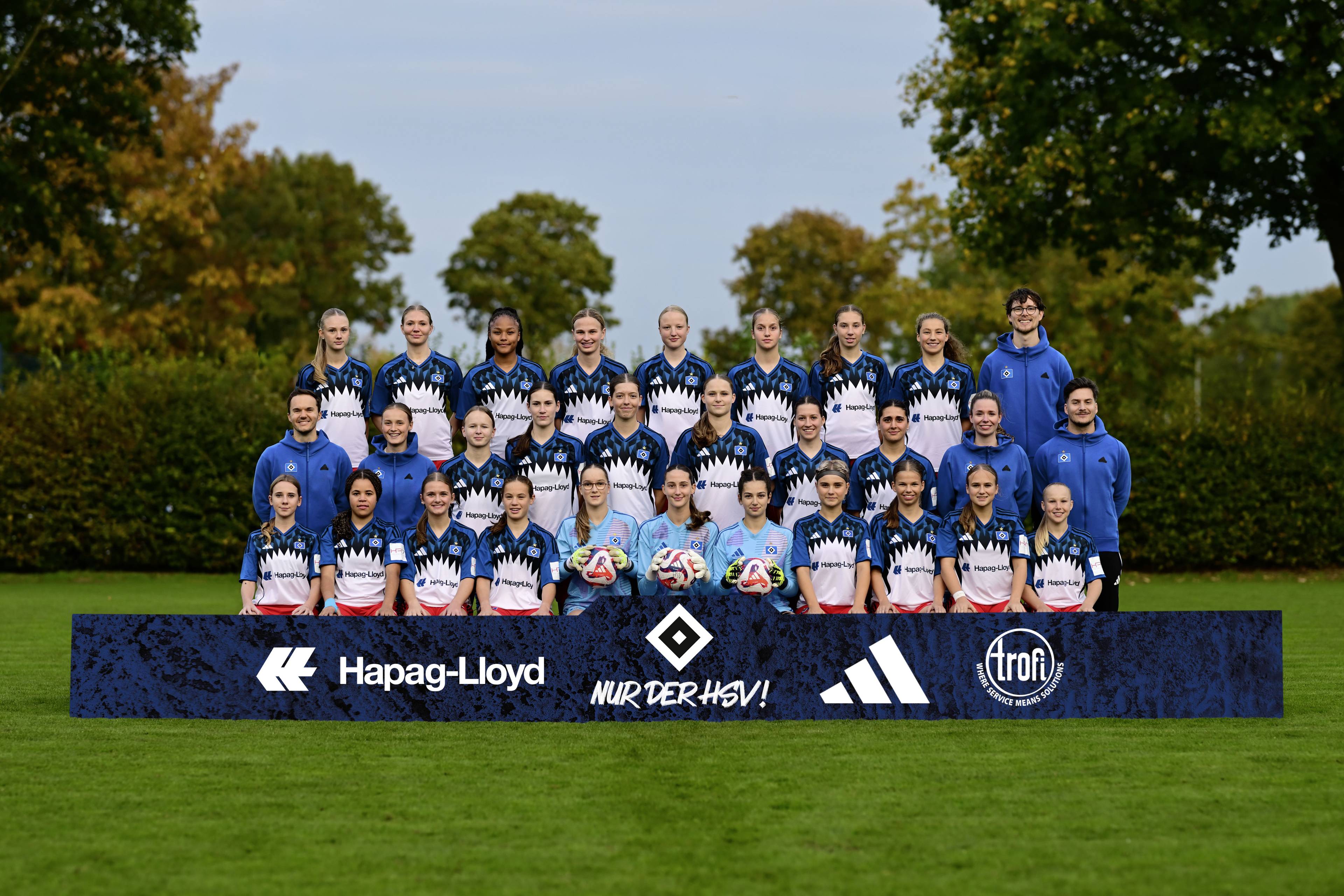 U17