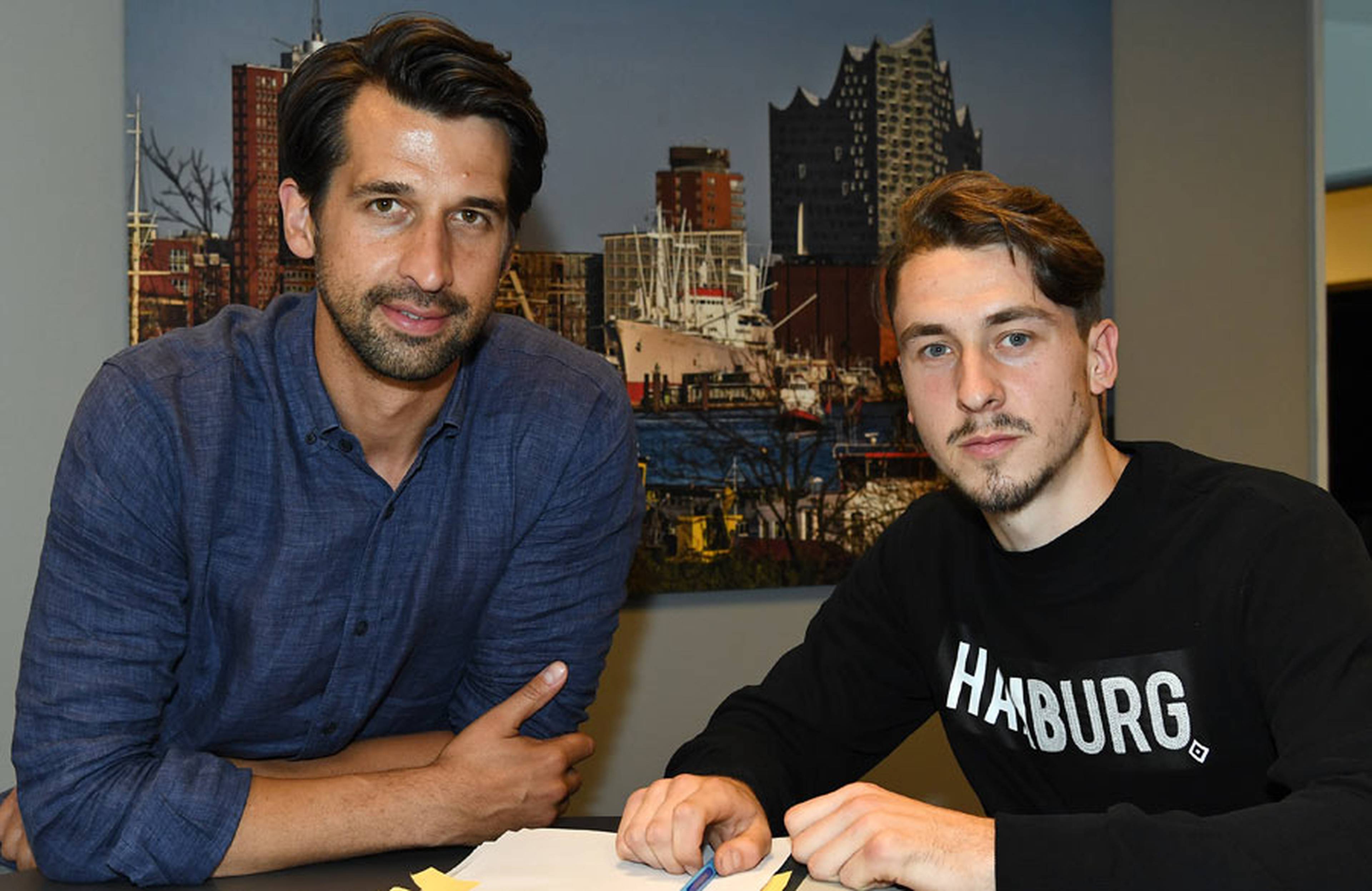 Jonas Boldt has studied Adrian Fein’s development meticulously and trusts him to take the next step at Hamburg.