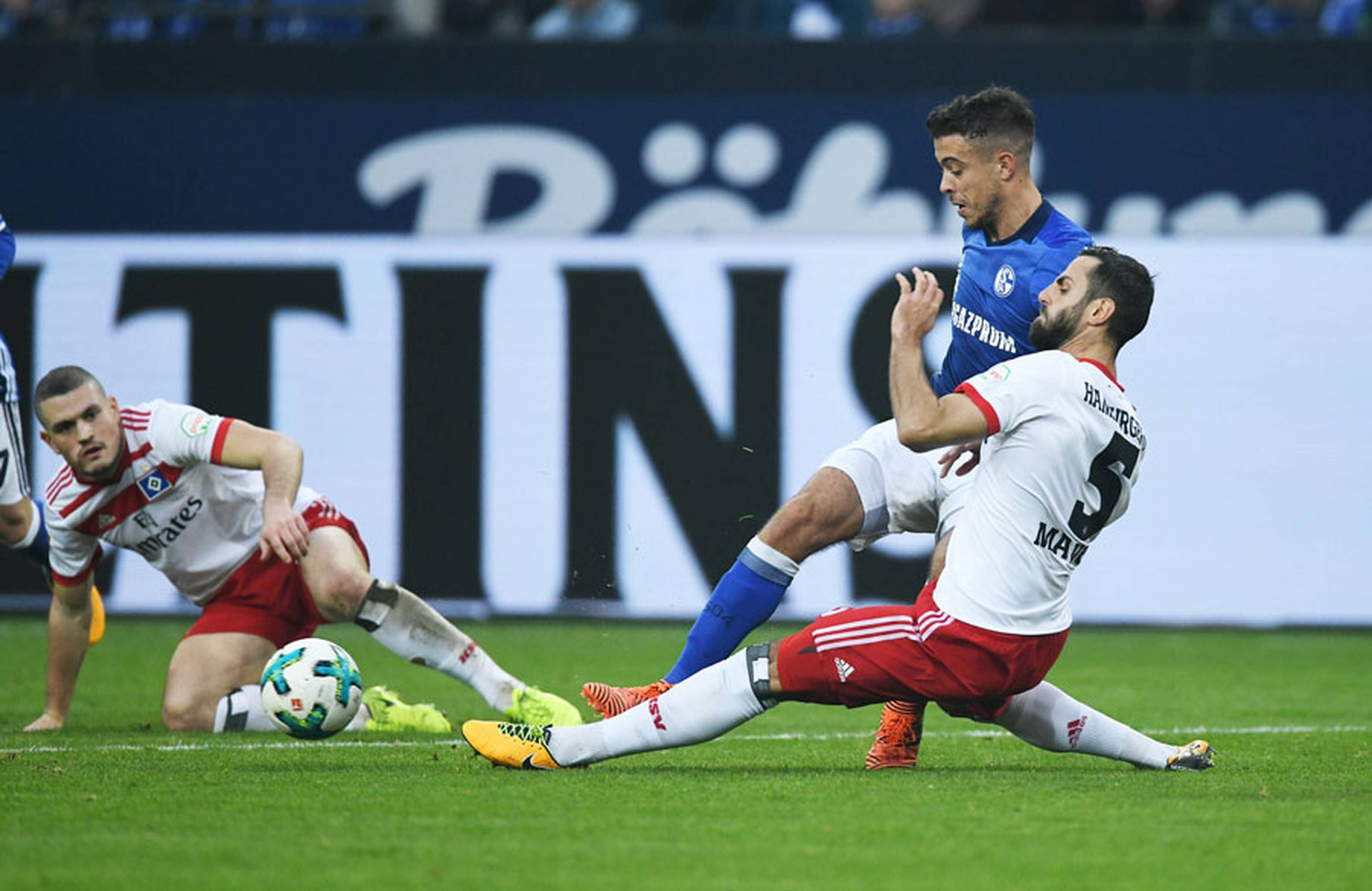 Hamburg came away from Gelsenkirchen with no points despite a good performance 
