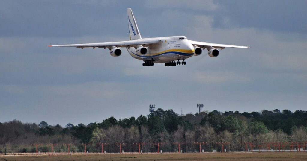 antonow-an-124-1024x538