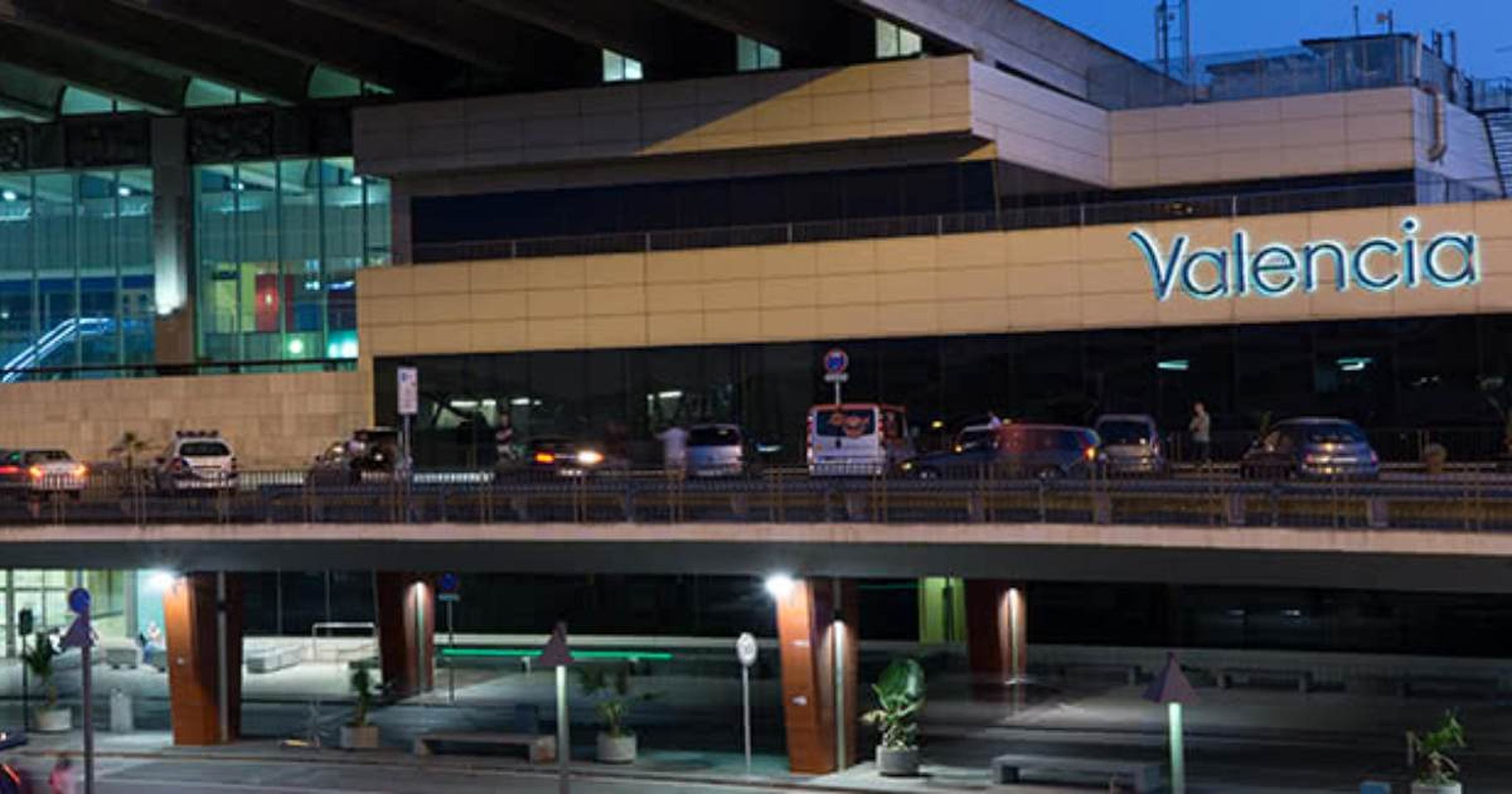 Aeropuerto de Valencia: Reclama retrasos/cancelaciones