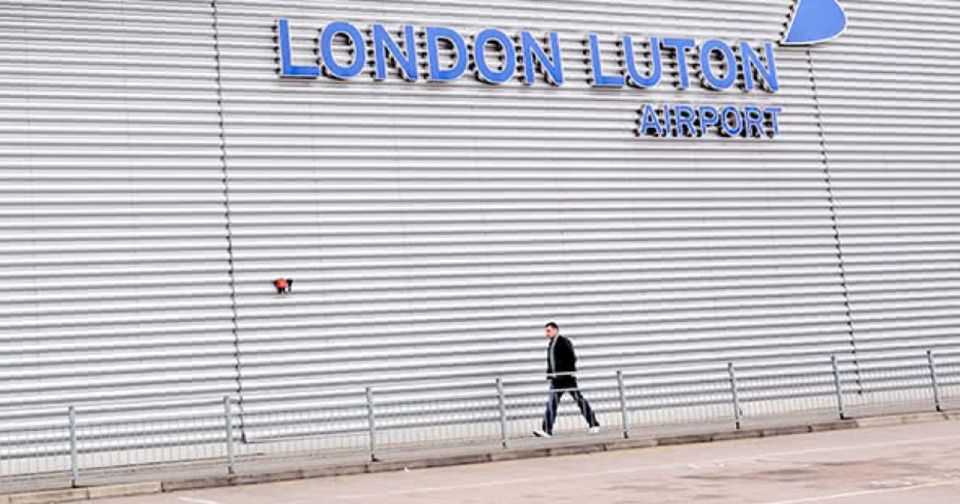 Flight Delay Claims at London Luton Airport