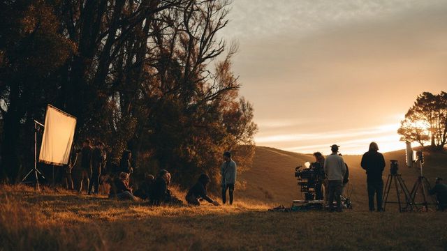 Jobs beim Film 2026: Von Praktikum bis Netflix-Karriere: So findest du den richtigen Einstieg