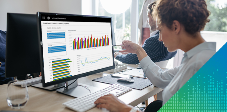 How Embedded Analytics Boosts Data-Driven Applications
