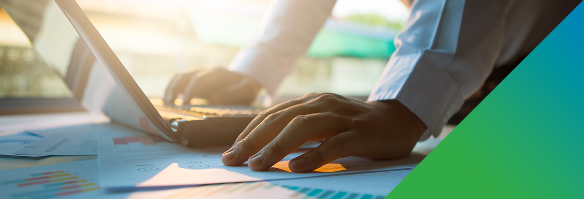Best 40+ Inventory KPIs and Metric Examples for Reporting