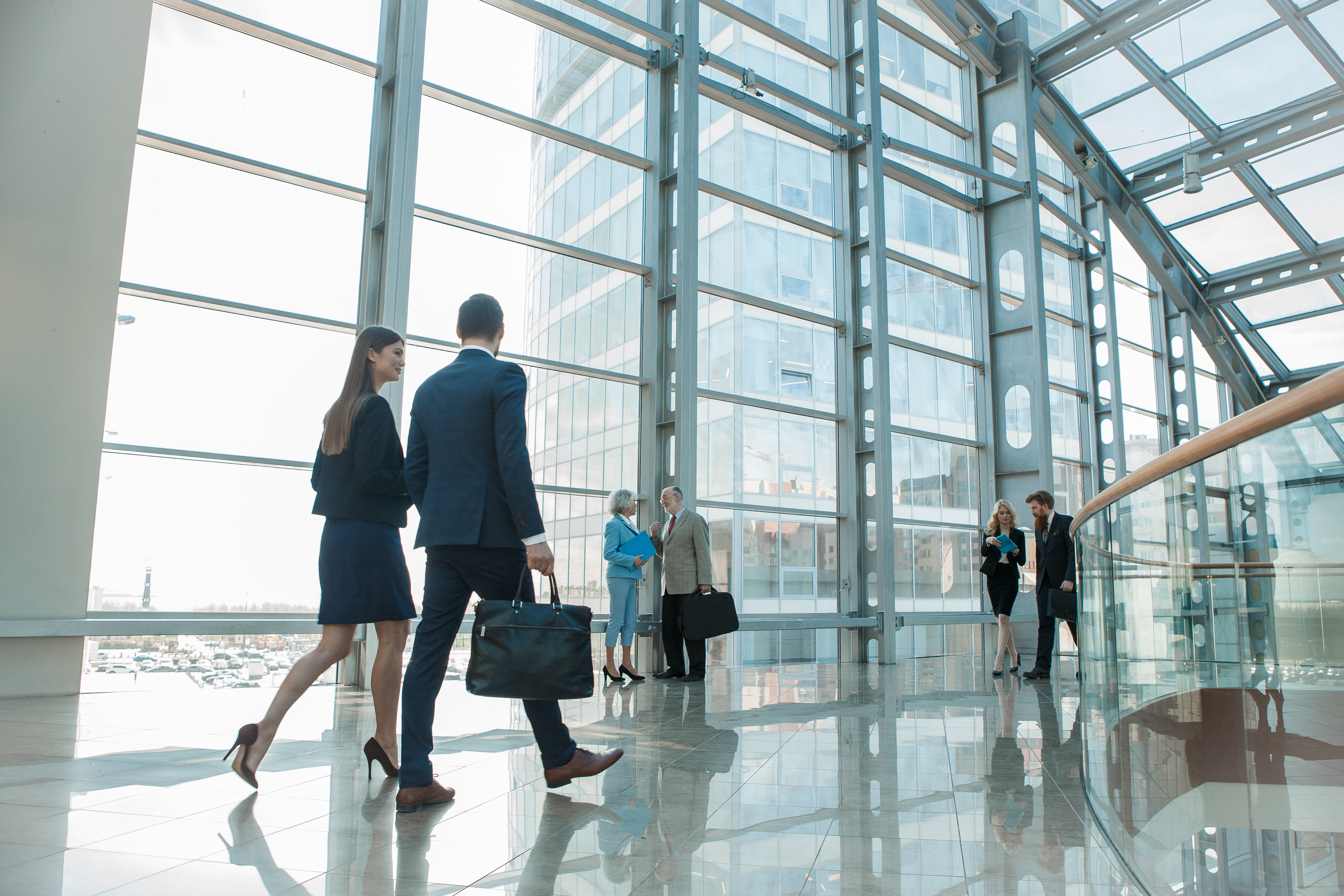 Embedding Operational Reports: Architectural Considerations and Technical Requirements