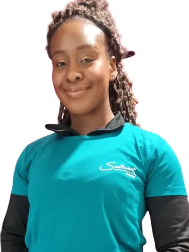 Ebunola personal trainer at the castle leisure centre move southwark