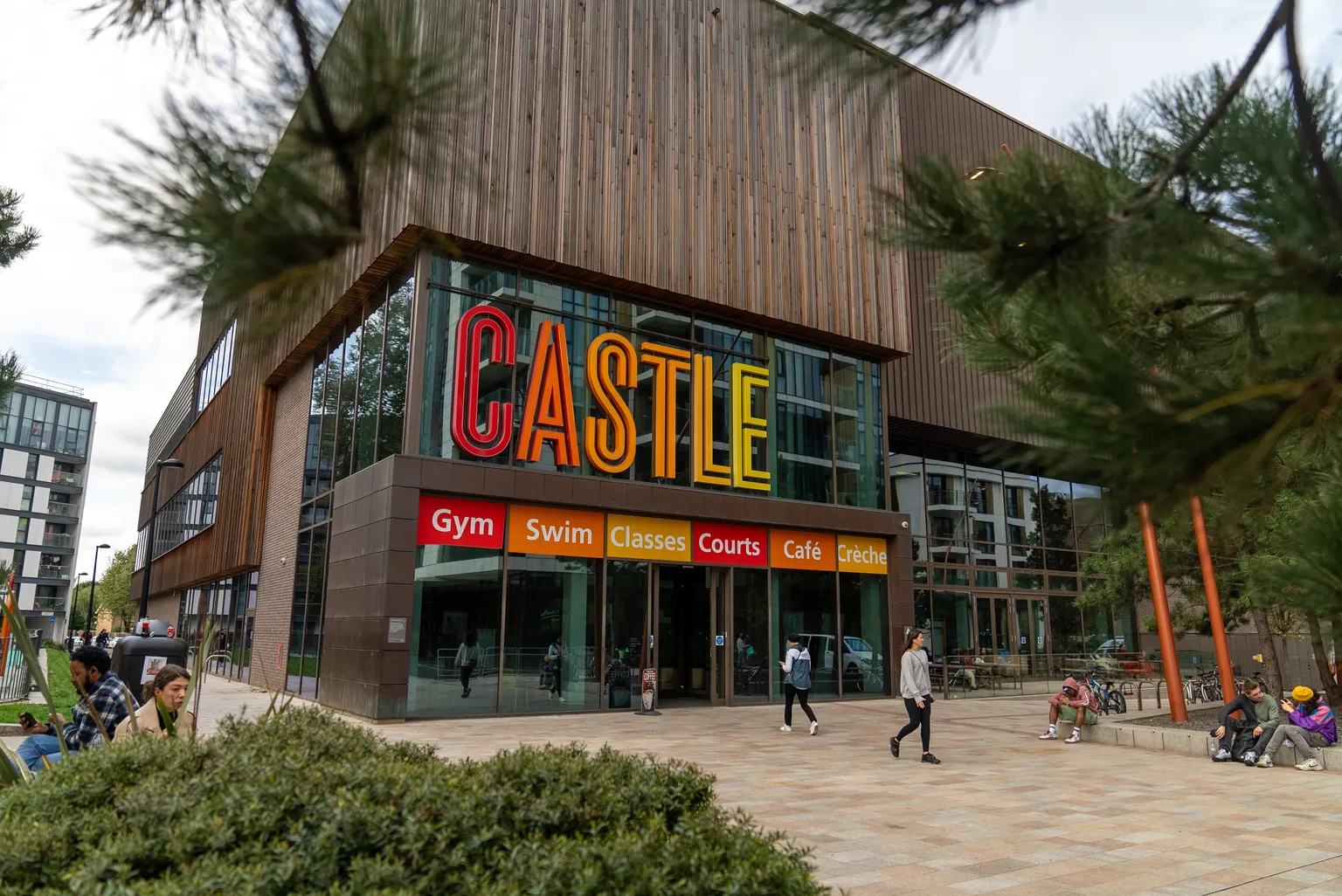 Gyms in elephant and castle swimming lessons and fitness classes