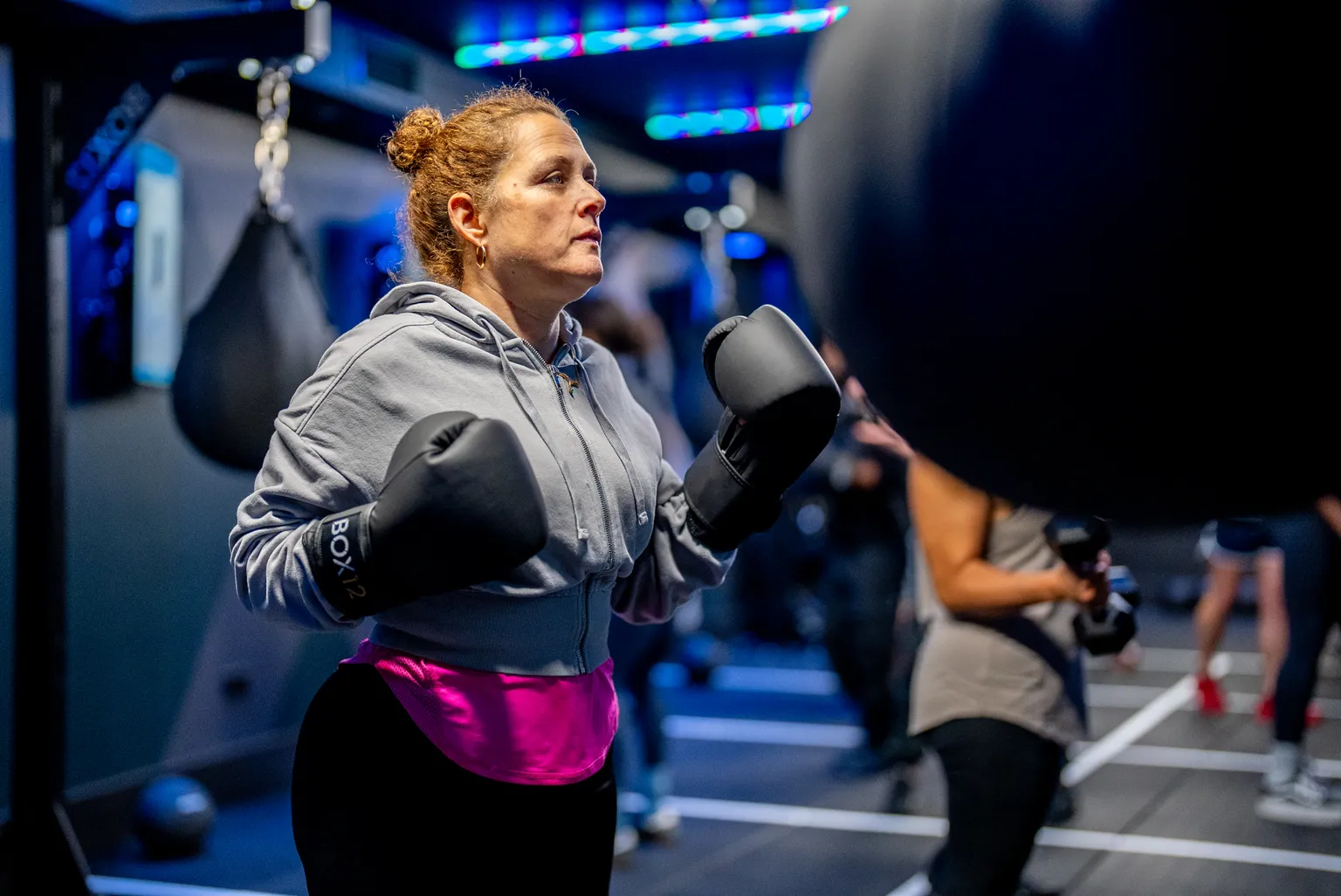 woman boxing classes move southwark