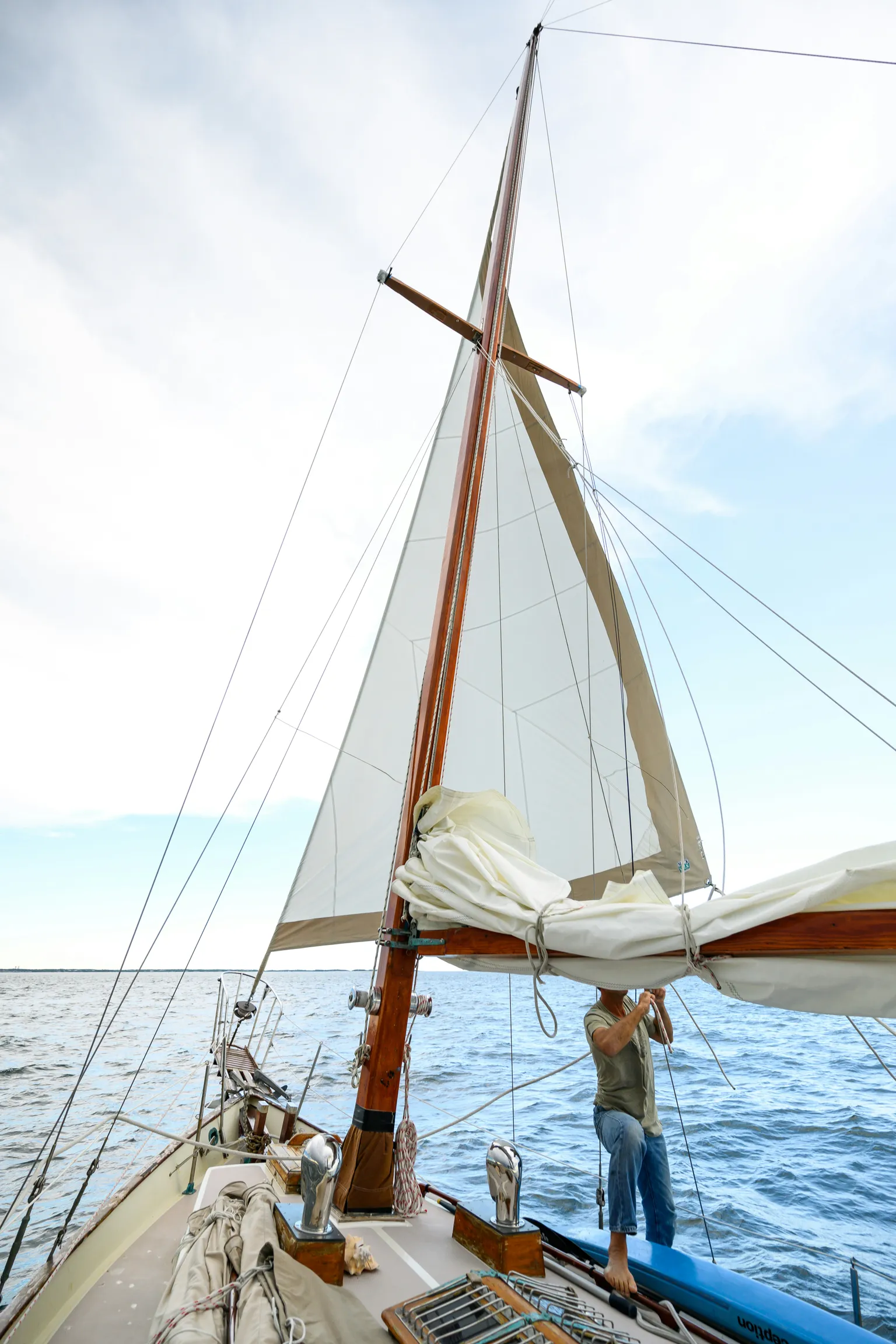 sailing with spinnakers courses london move southwark surrey docks fitness and watersports centre