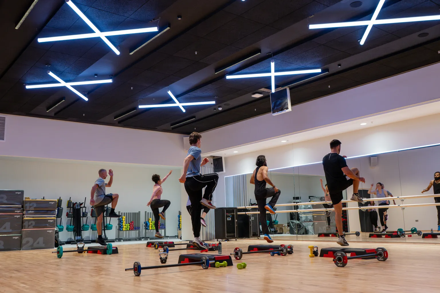fitness class surrey docks gym move southwark
