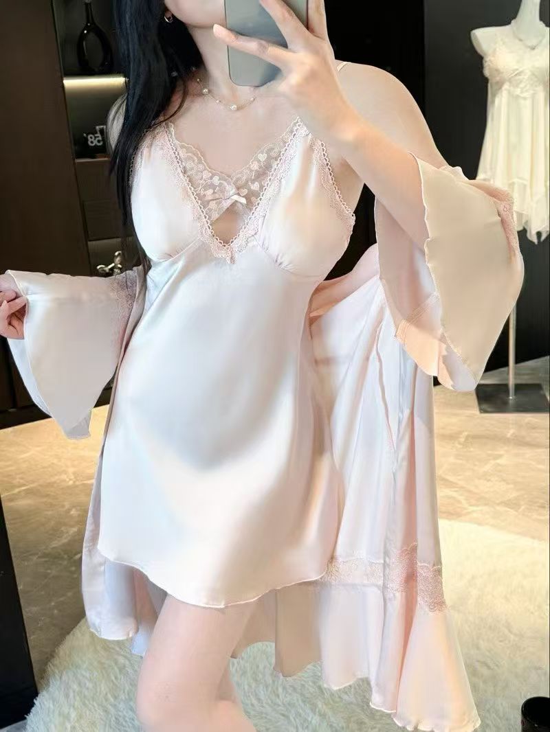 P002 Lace Lounge Robe