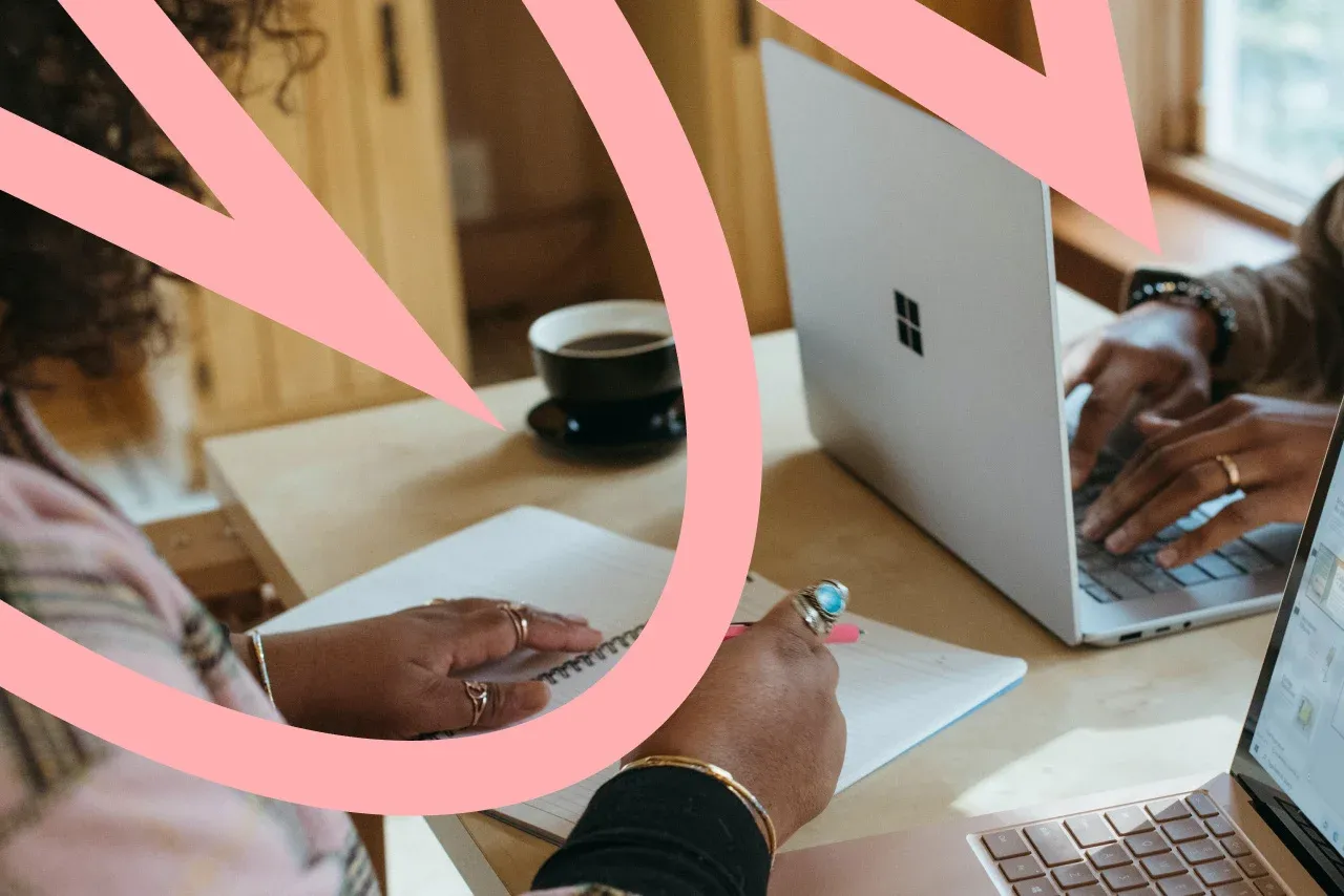freelance in Italy, laptops on the desk
