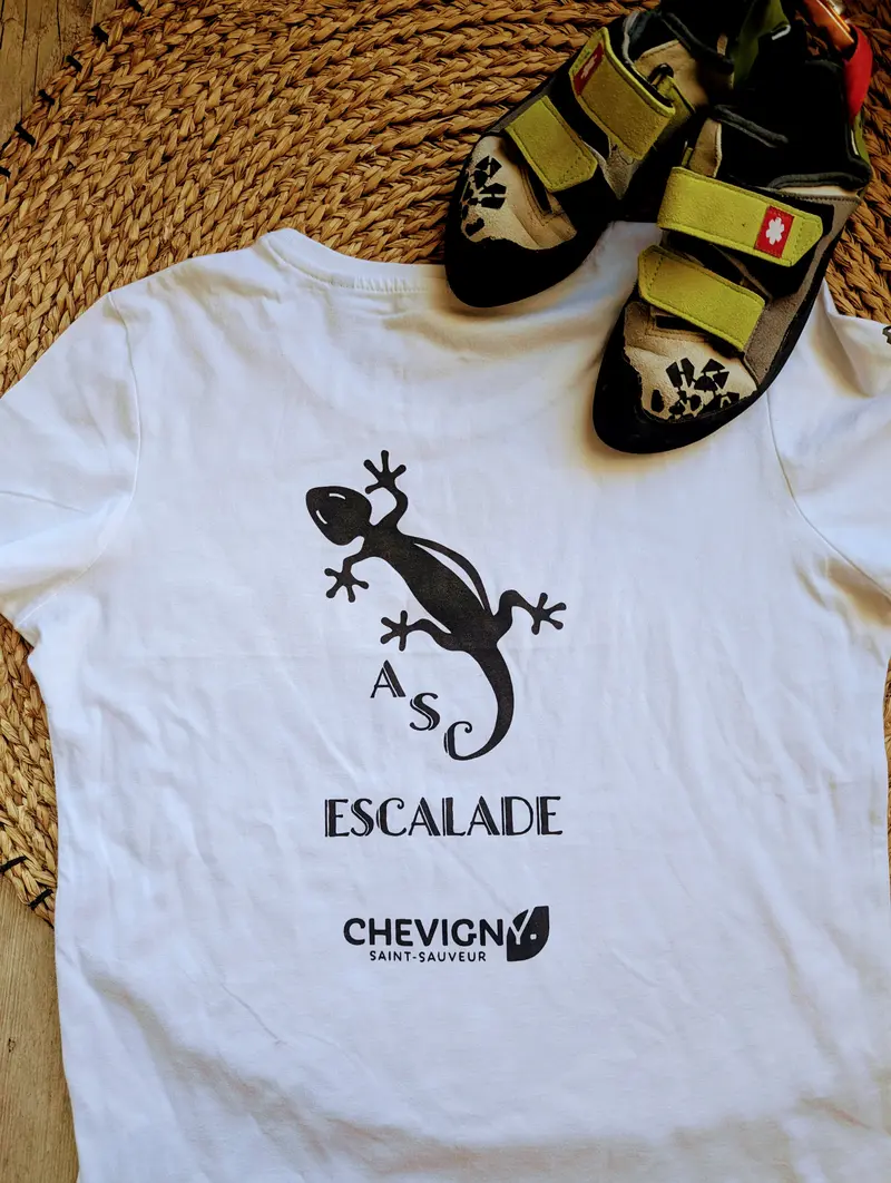 T-shirt du club