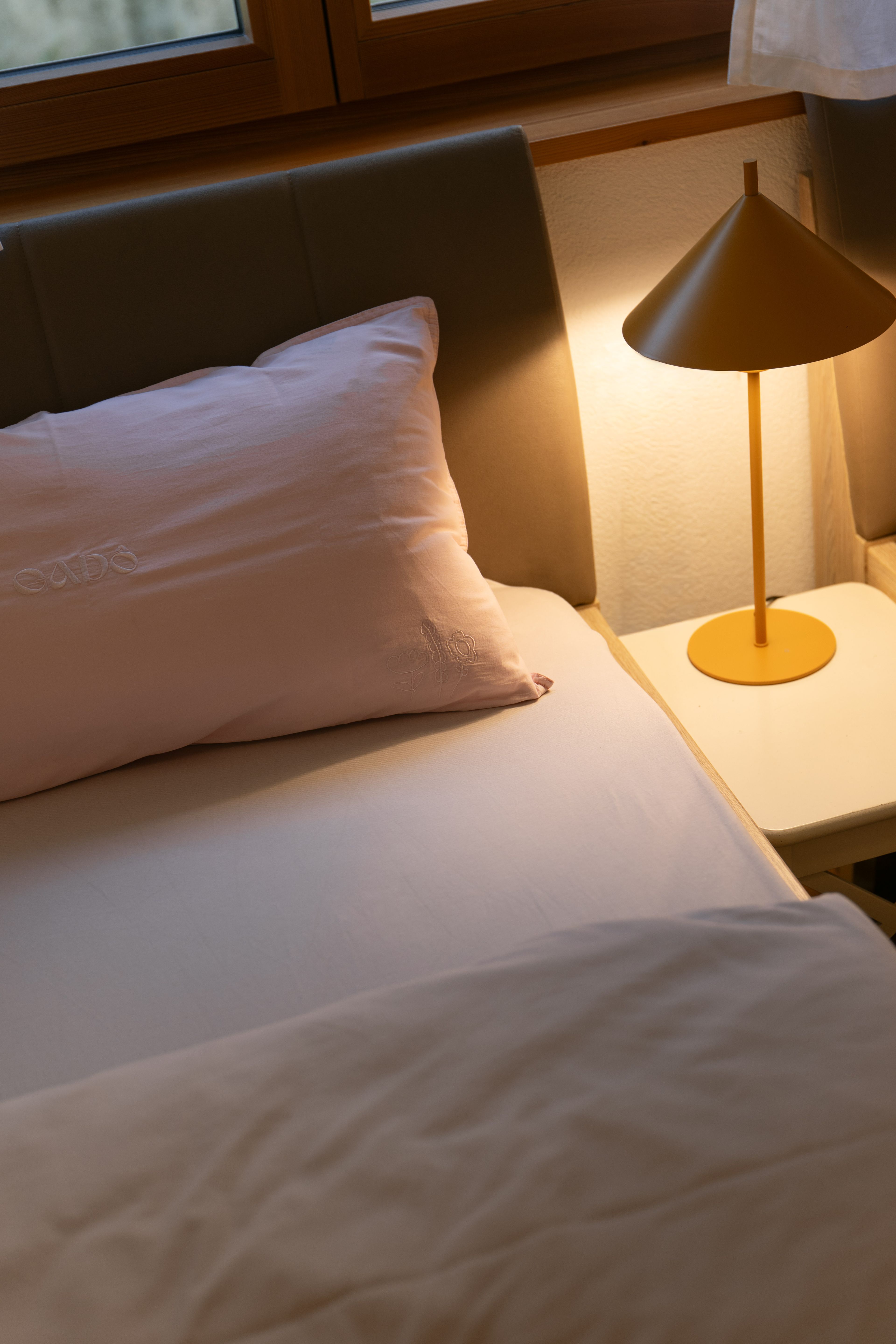 Einzelbett