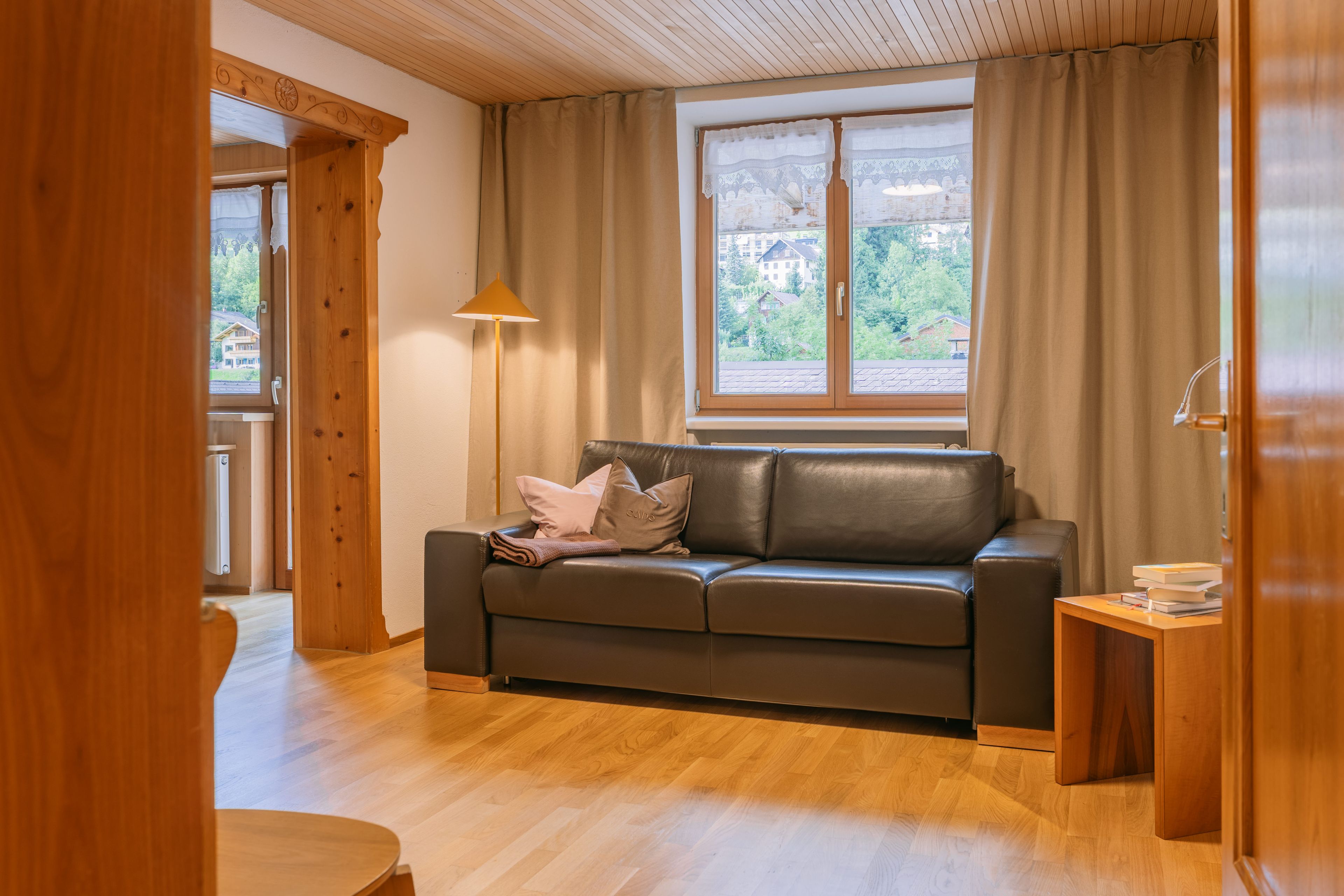 Wohnzimmer mit Schlafcouch