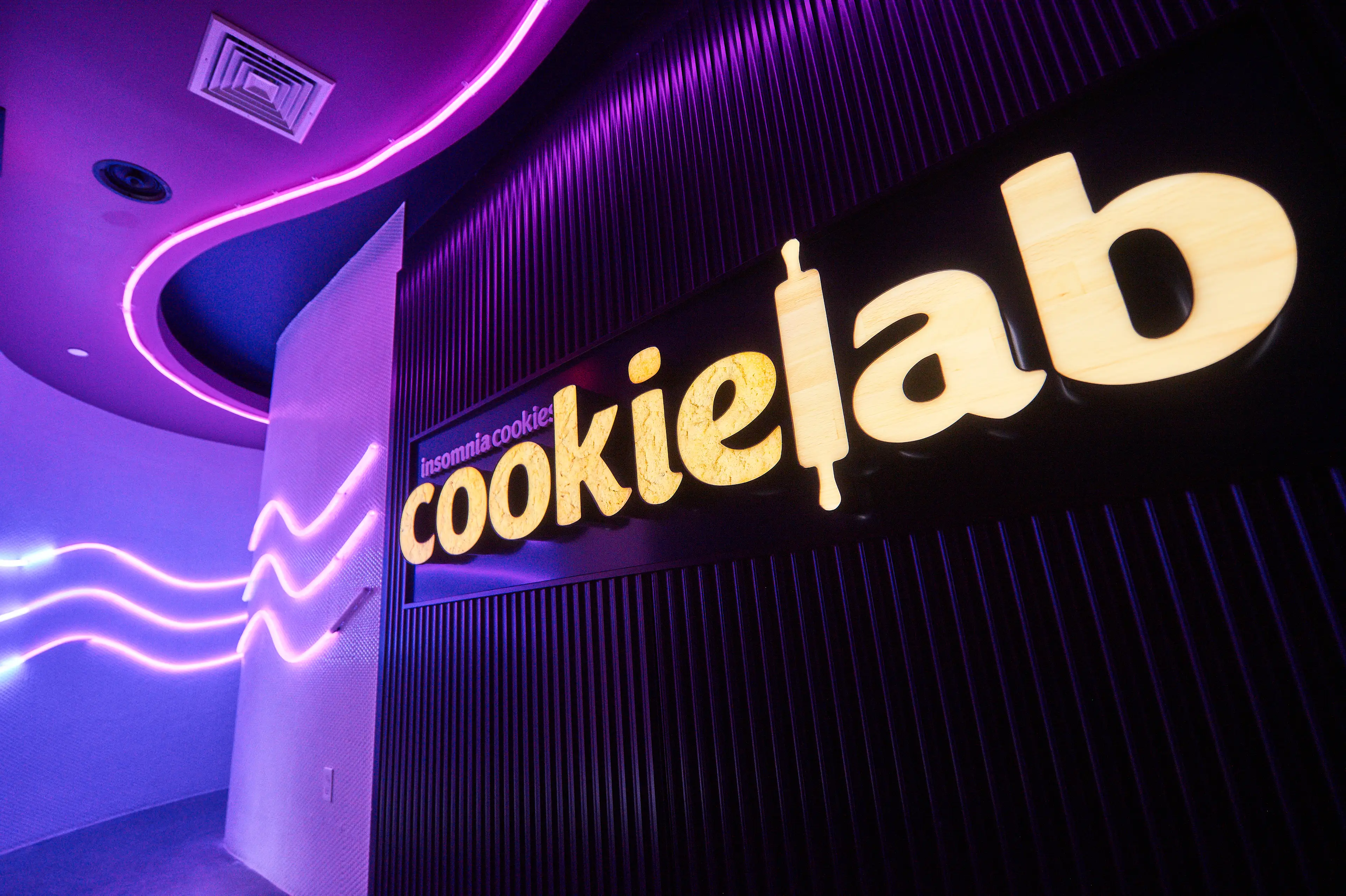Insomnia Cookie Lab front sign logo