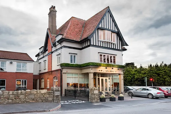 Regus - The Gables