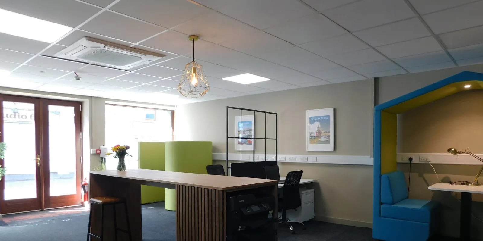 OFFICE light — coworking space interior